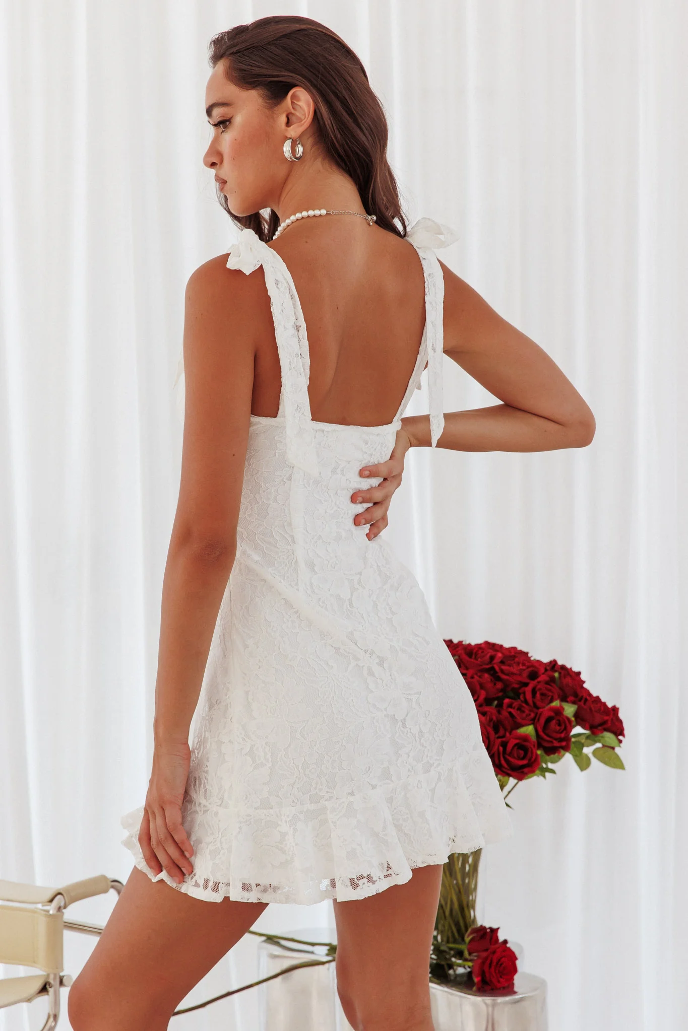 Emine Bow Shoulder Lace Mini Dress White - Image 2