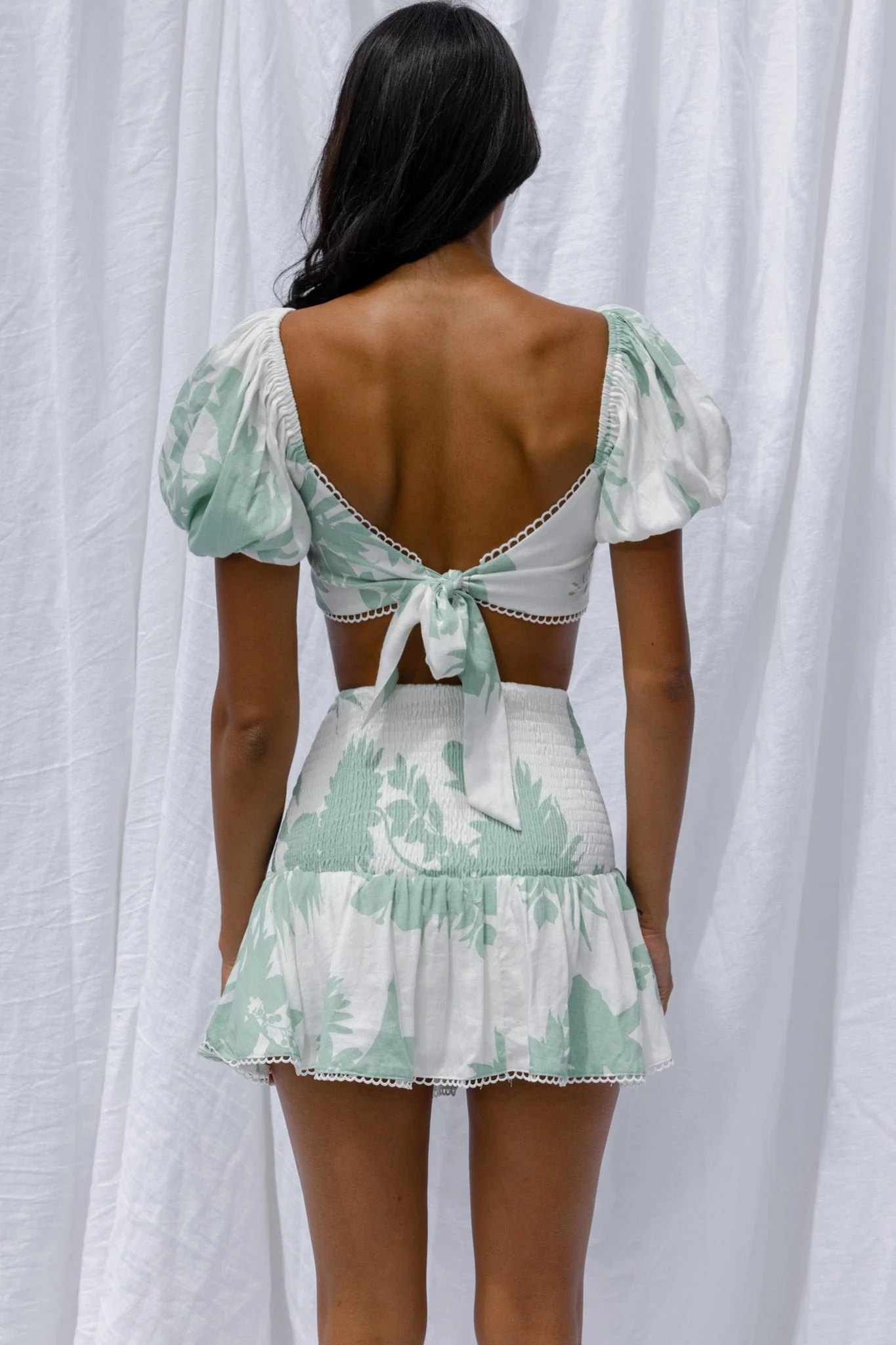 Escape With Me Tied Back Crop Top Printed Sage - Image 2