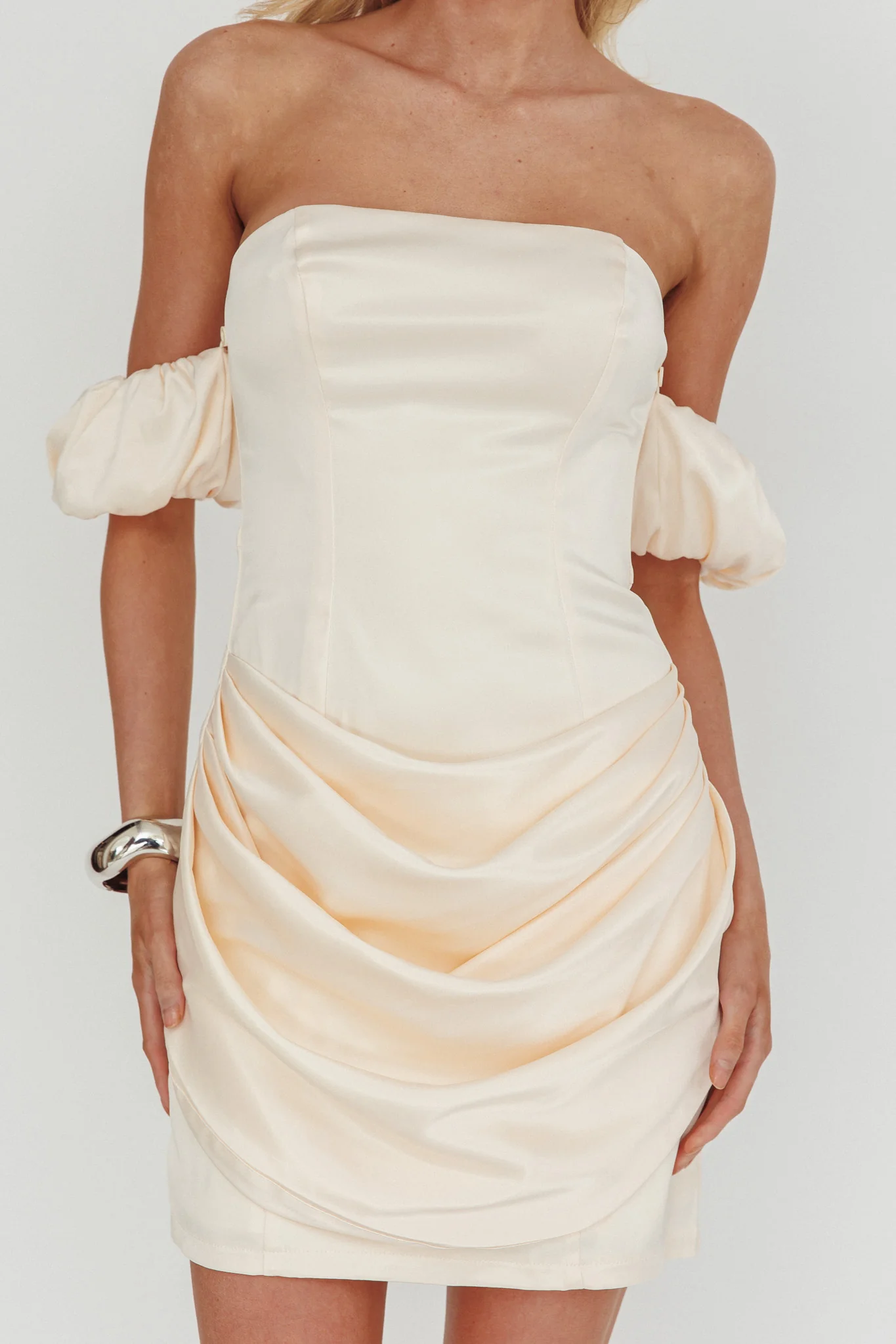 Everly Off-Shoulder Drape Mini Dress Cream - Image 3