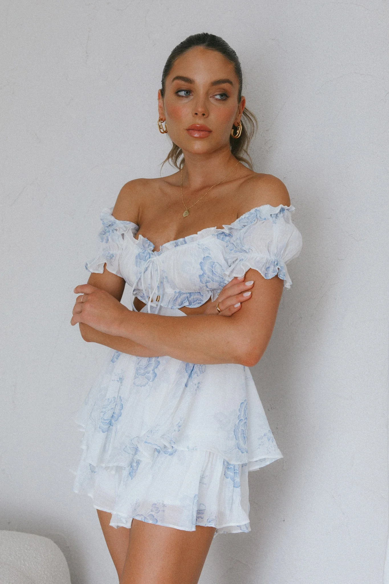 Fancy Free String Tie Cut-Out Waist Romper Floral Blue - Image 7