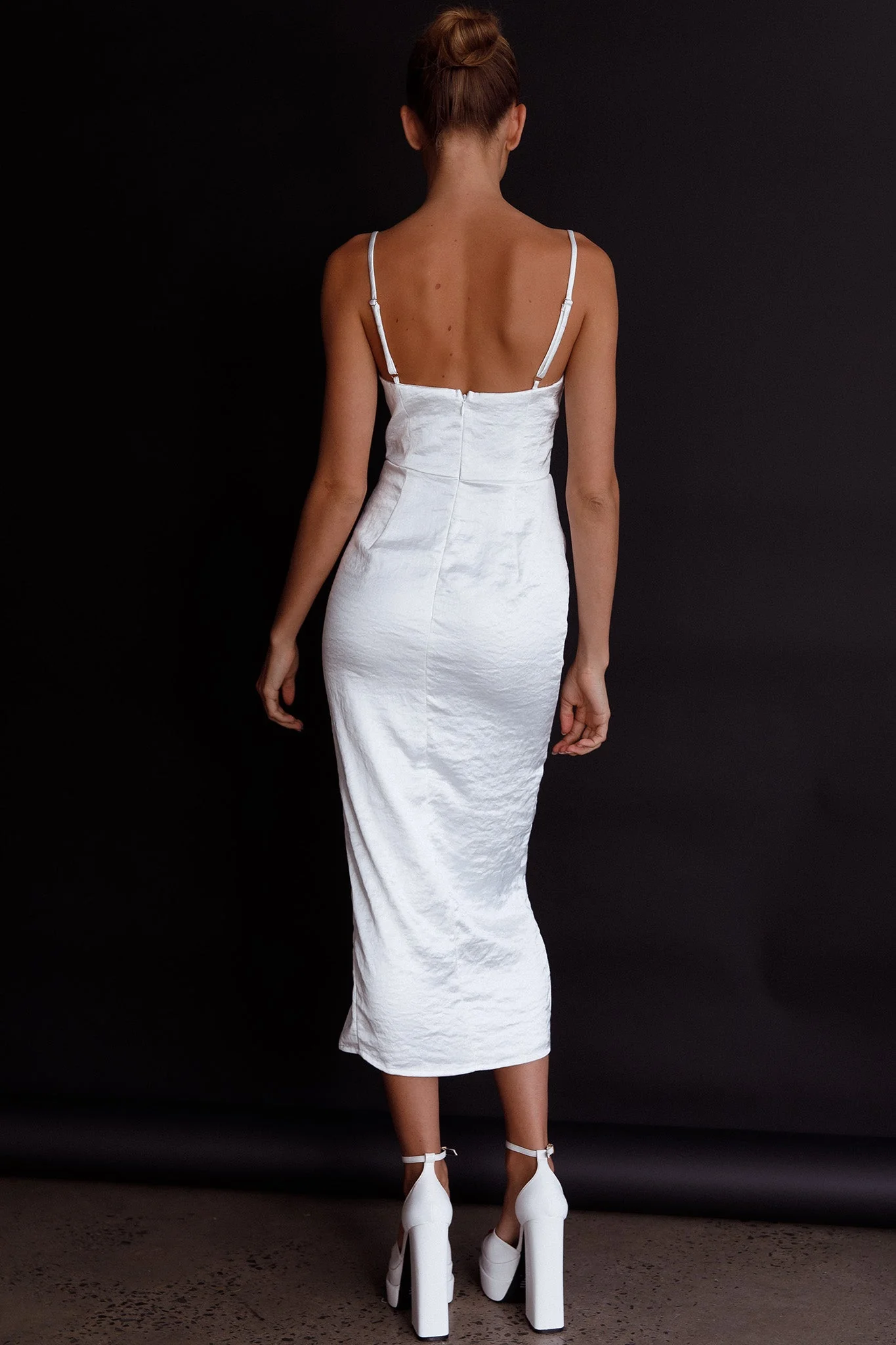 Fantasy Structured Bodice Ruched Midi Dress White - Image 2
