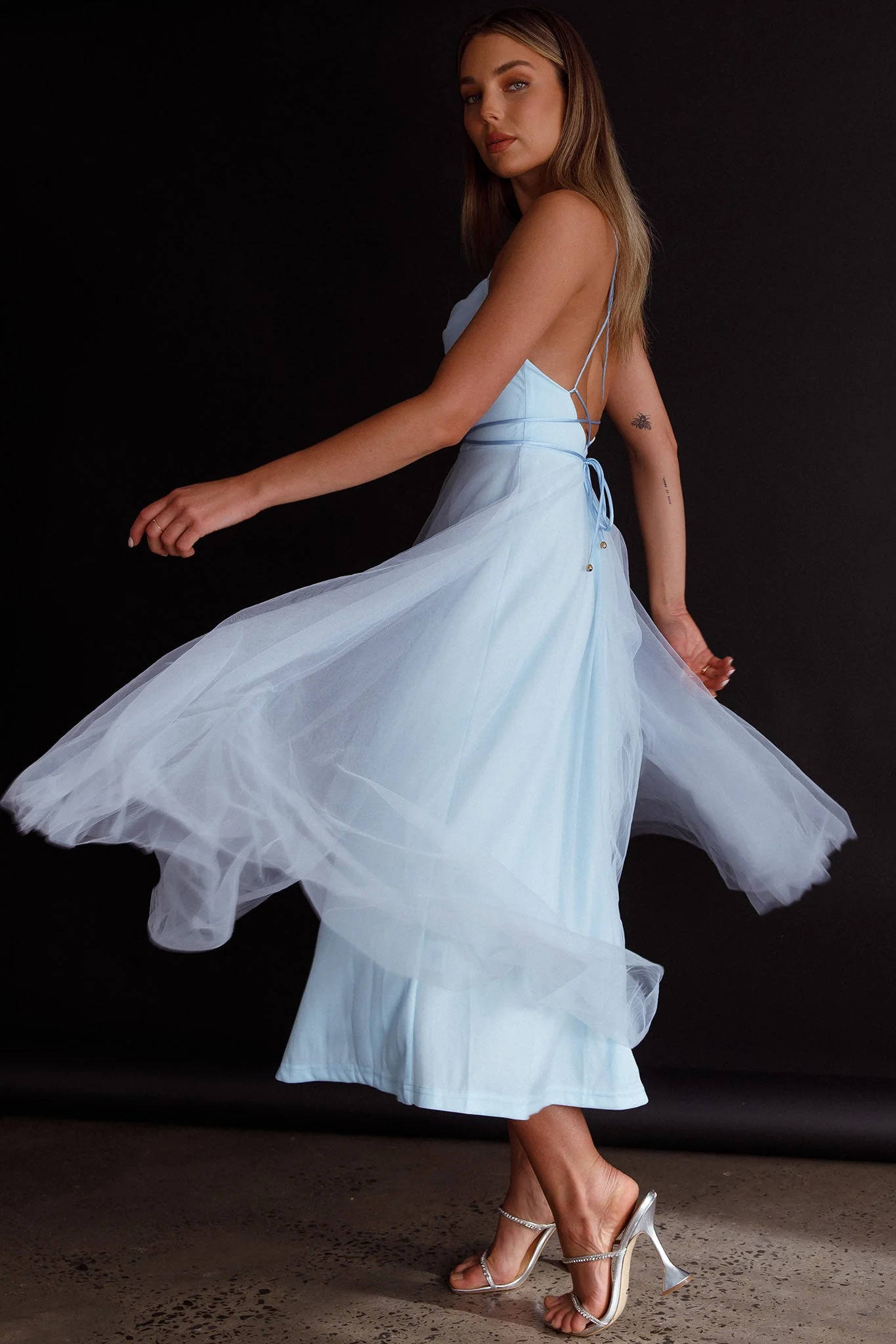 Floating By Pleated Neckline Mesh Midi Dress Blue - Image 6