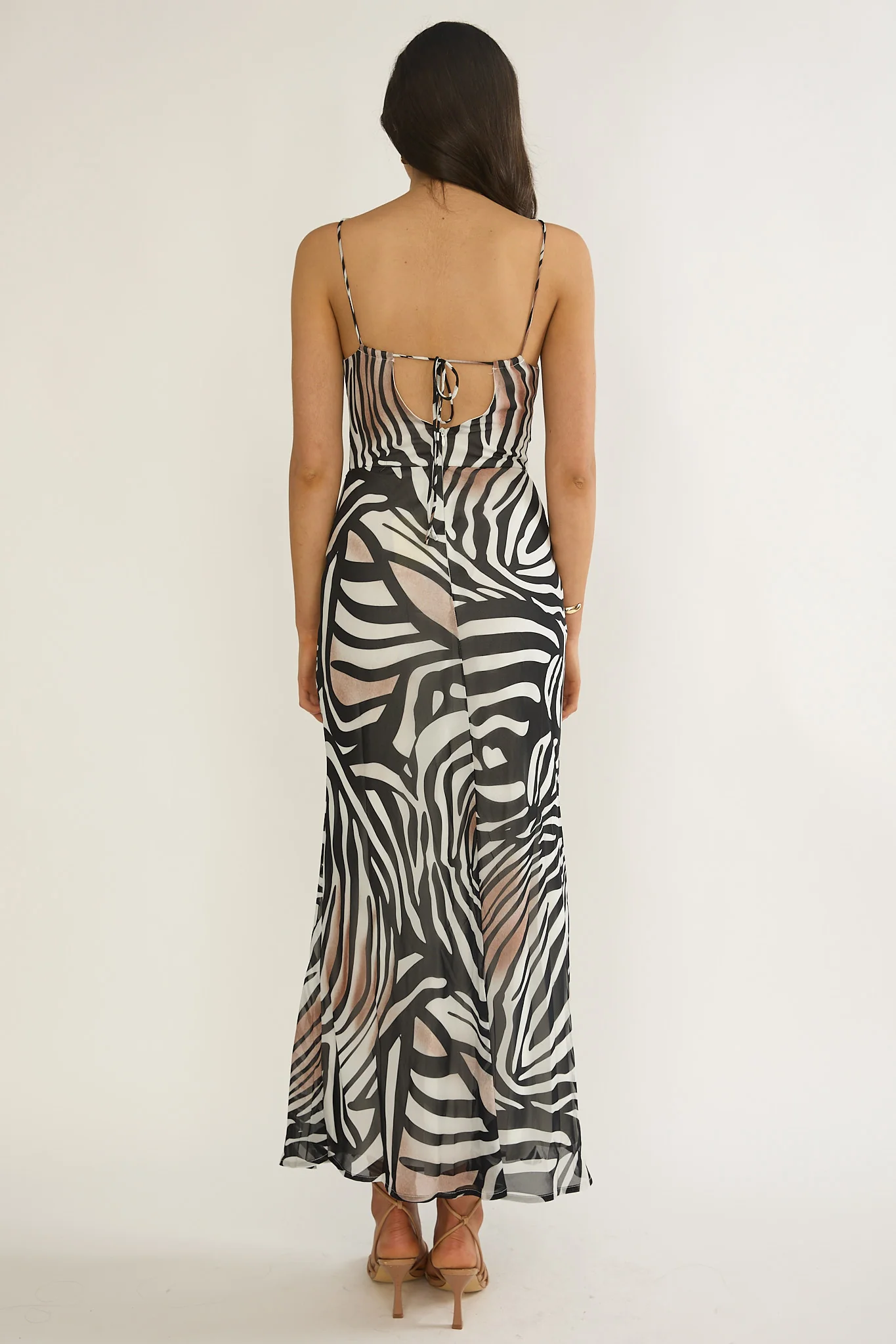 Floating Tied Low Back Maxi Dress Print Black/White - Image 3