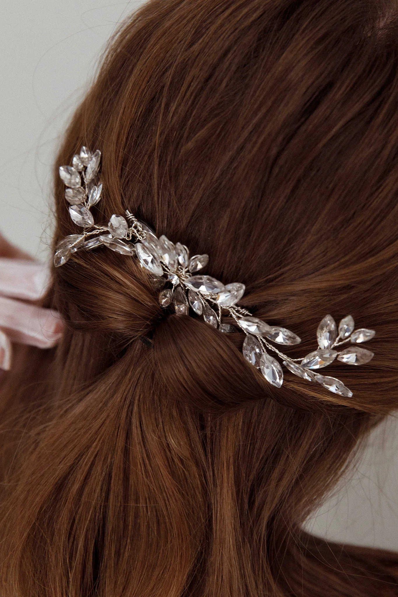 Flower & Crystal Hair Comb - Image 3