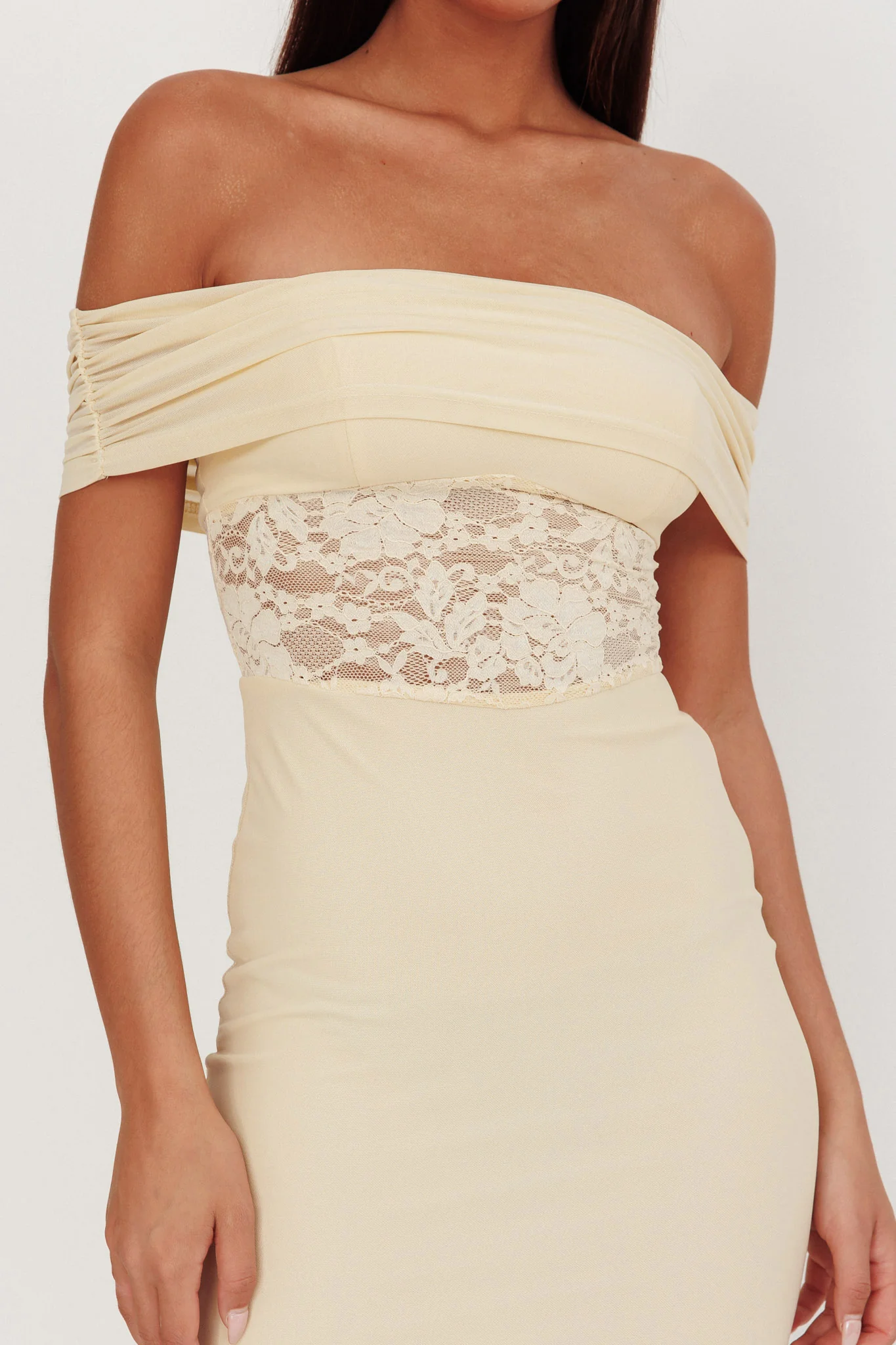 Flutters Off-Shoulder Lace Insert Maxi Dress Cream - Image 3