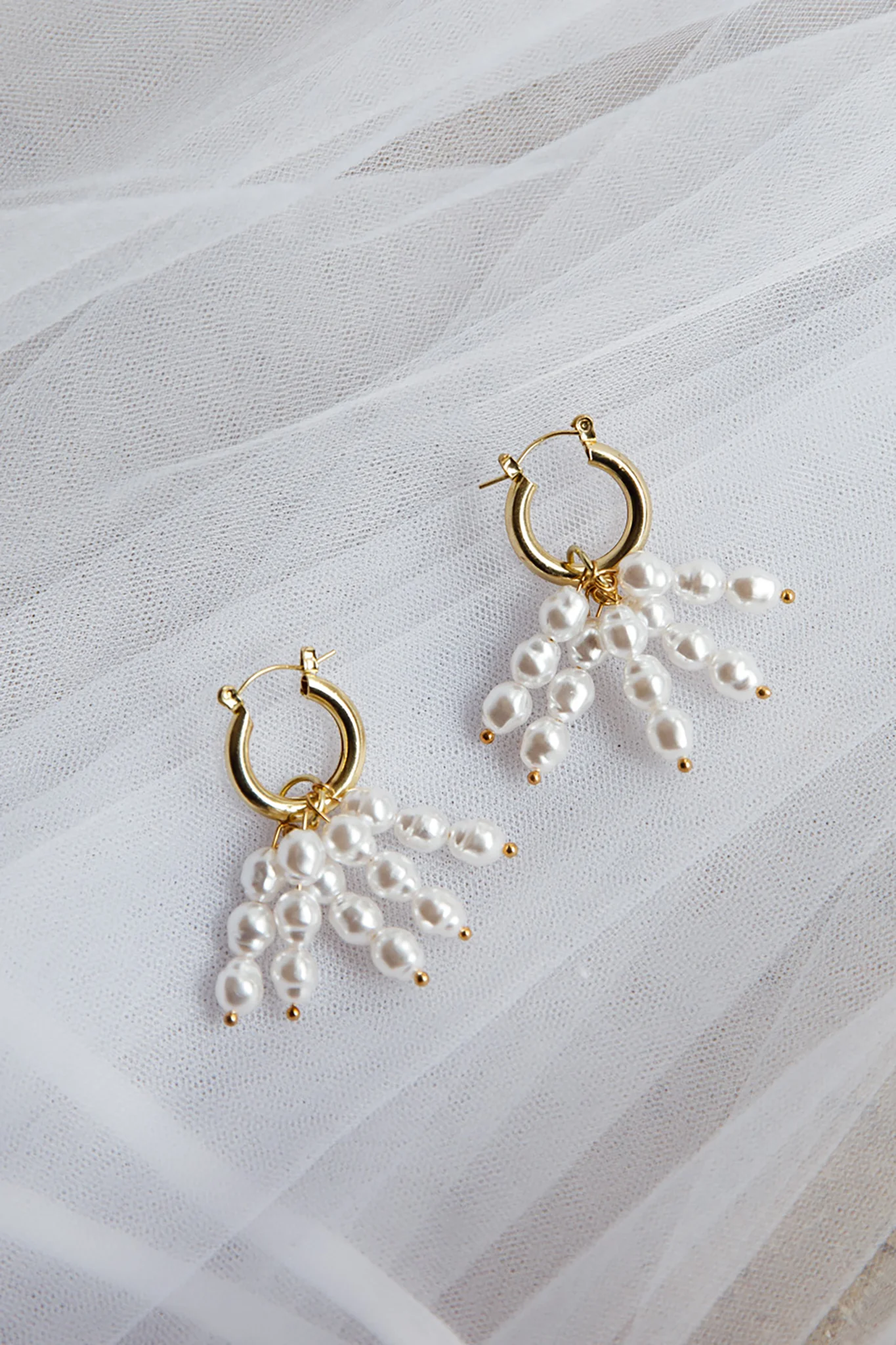 Forever Pearls Earrings Gold - Image 5
