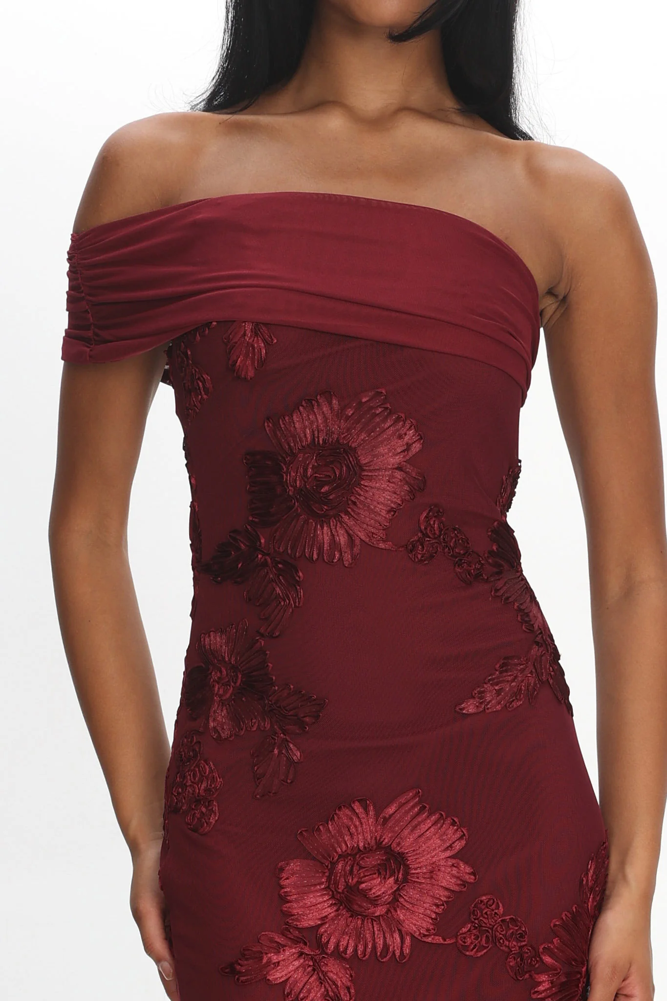 Gala One-Shoulder Maxi Dress Embellished Wine - Image 4