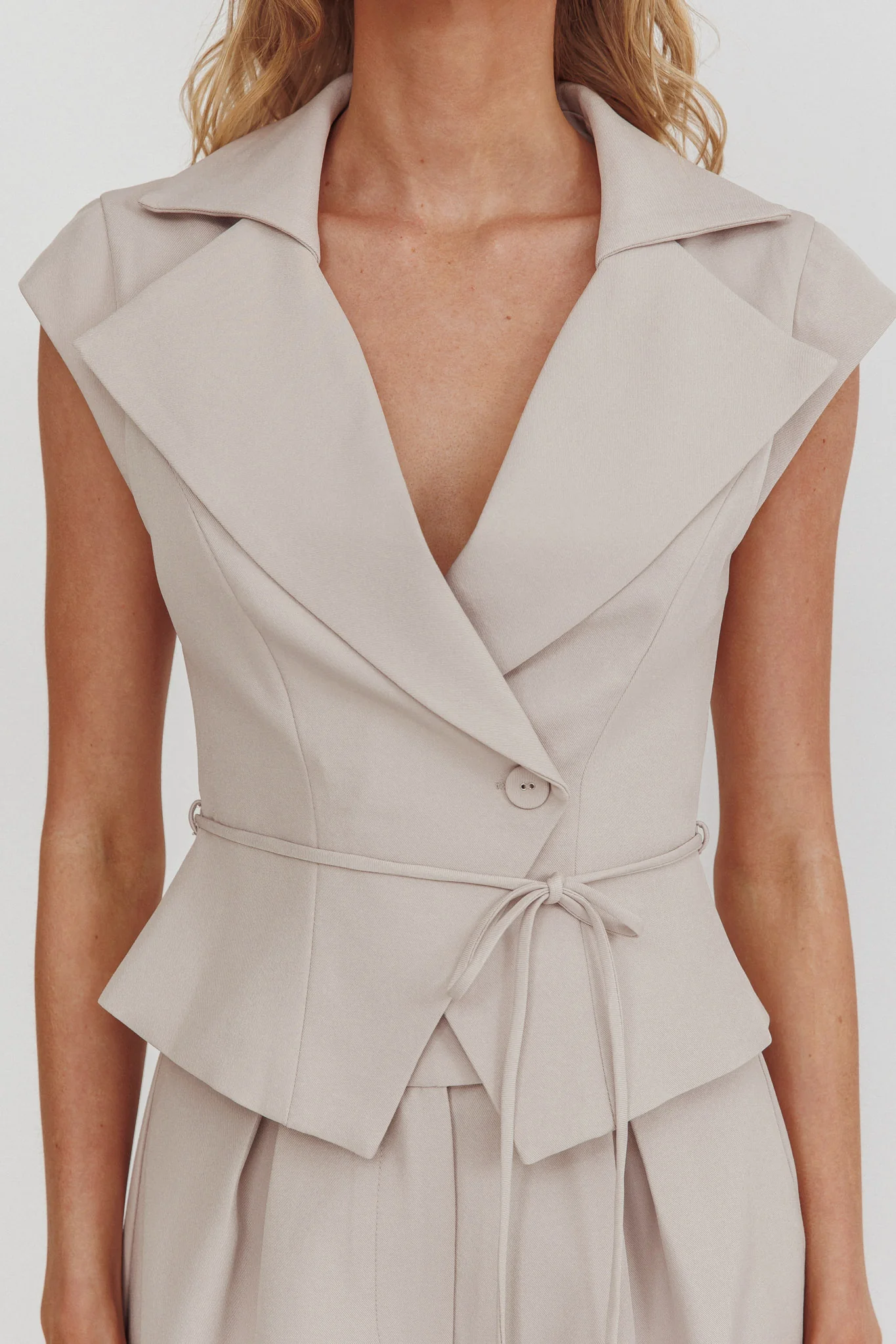Galisse Cap Sleeve Lapel Top Cream - Image 4