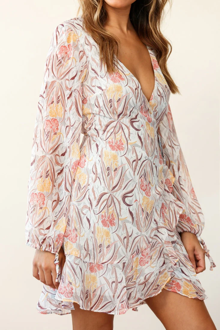 Hartley Balloon Sleeve Wrap Dress Floral Print Grey - Image 4
