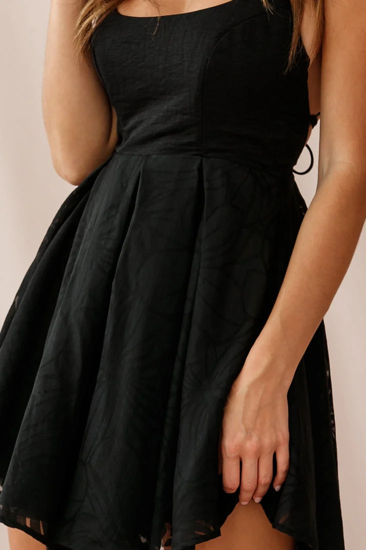 Hattie Pleated Lace-Up Back Dress Black - Image 4