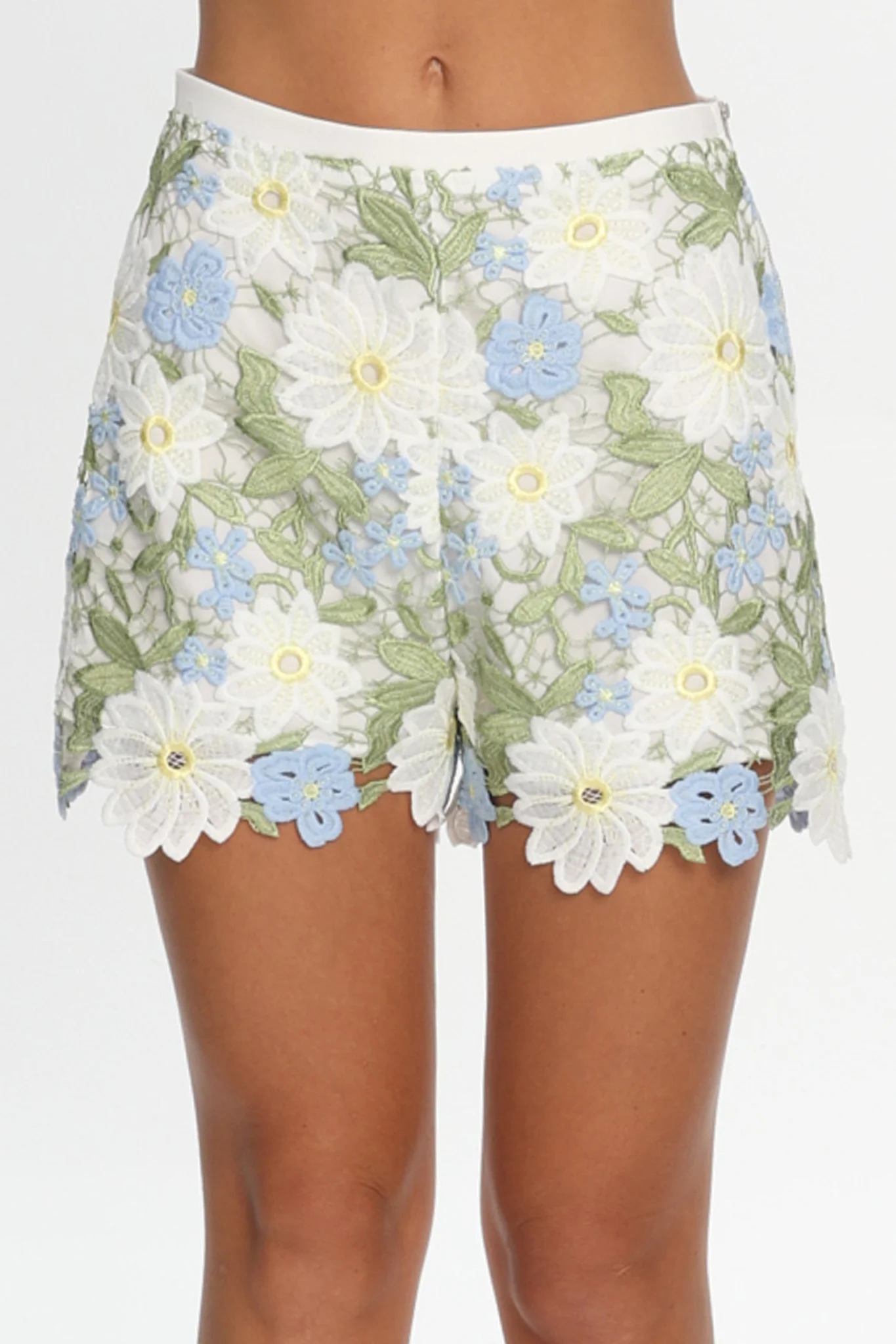 Heatwave Embroidered Shorts Floral Green - Image 3