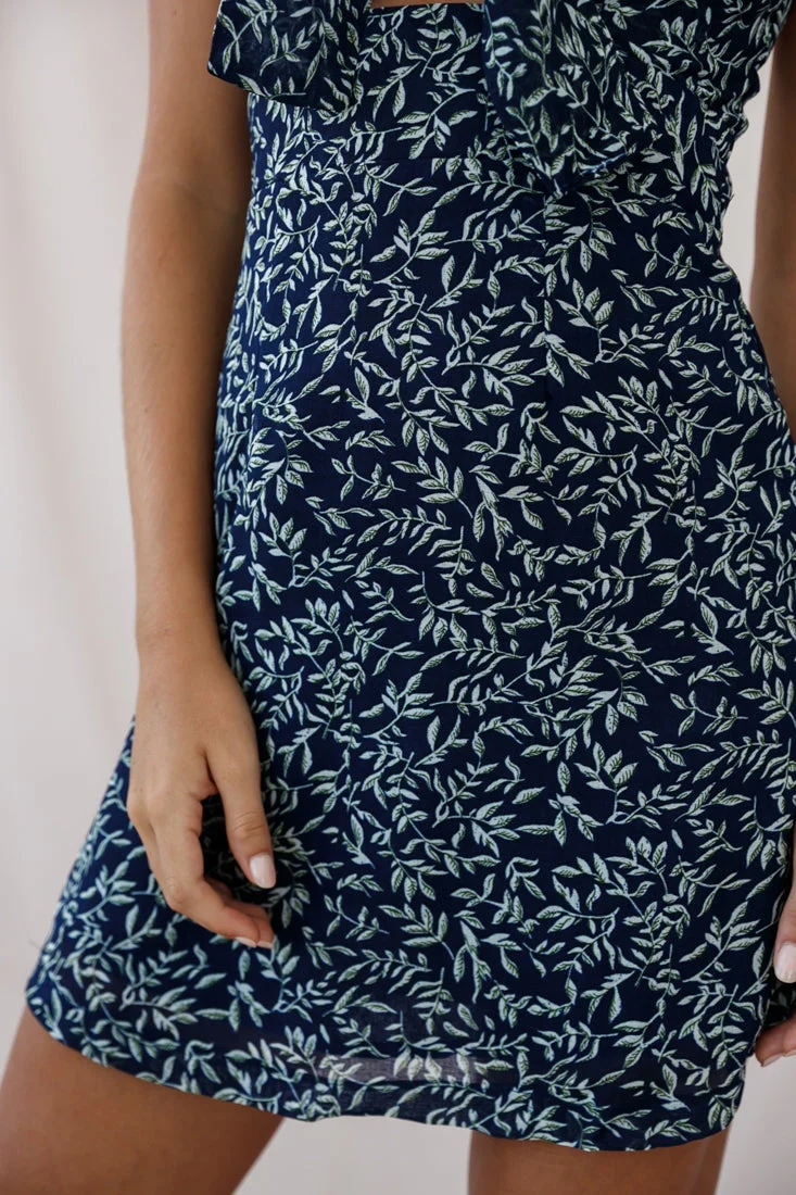 Hope Tie-Knot Bust Mini Dress Leaf Print Navy - Image 4