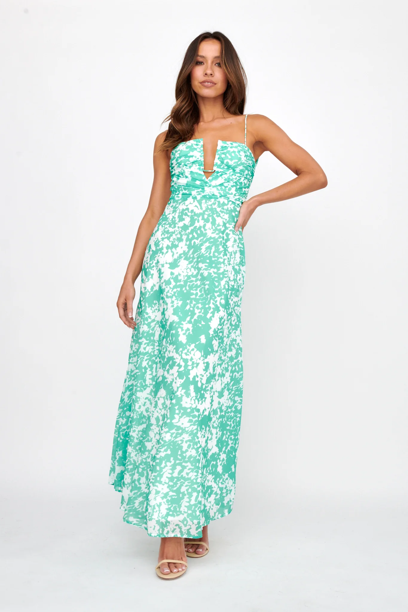 Huda U-Wire Bust Low Back Maxi Dress Green - Image 5