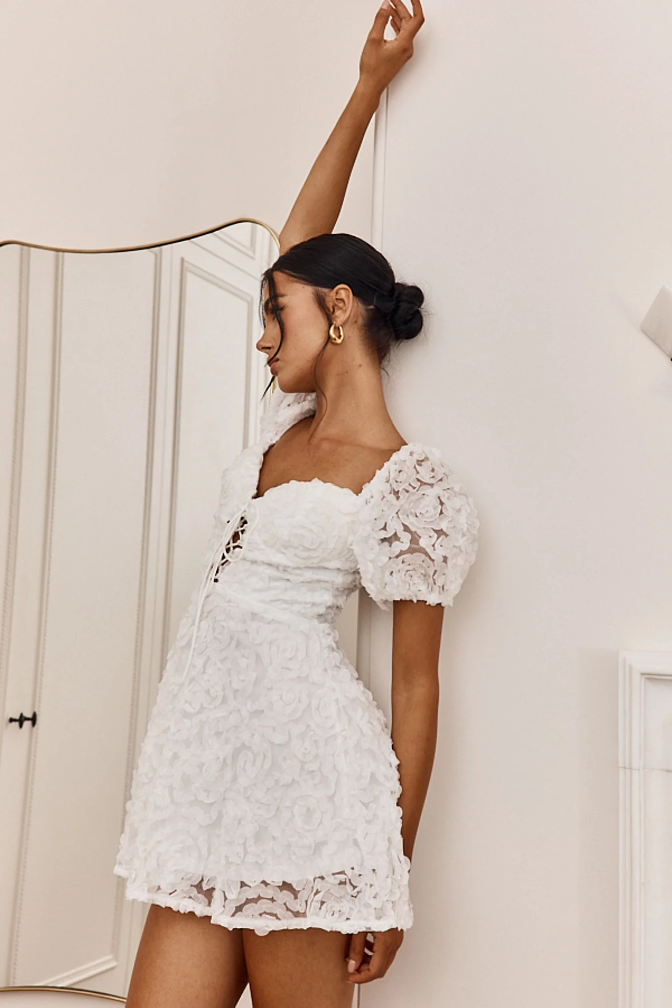Imogen Laced Bodice Embellished Mini Dress Off White - Image 4