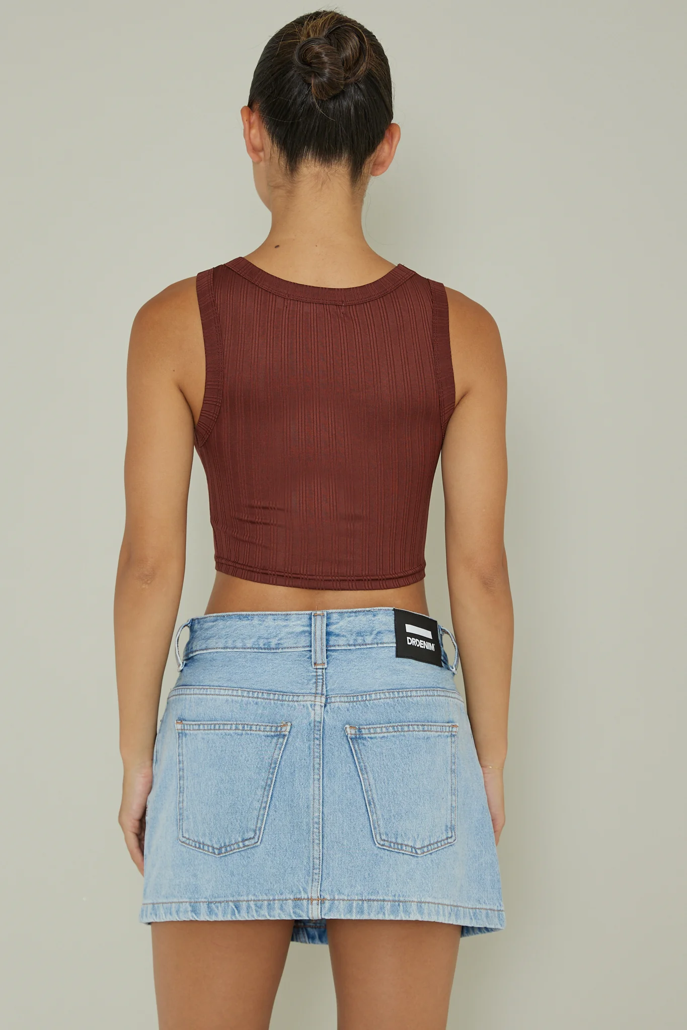 In Sync Scoop Neck Crop Top Chocolate - Image 2