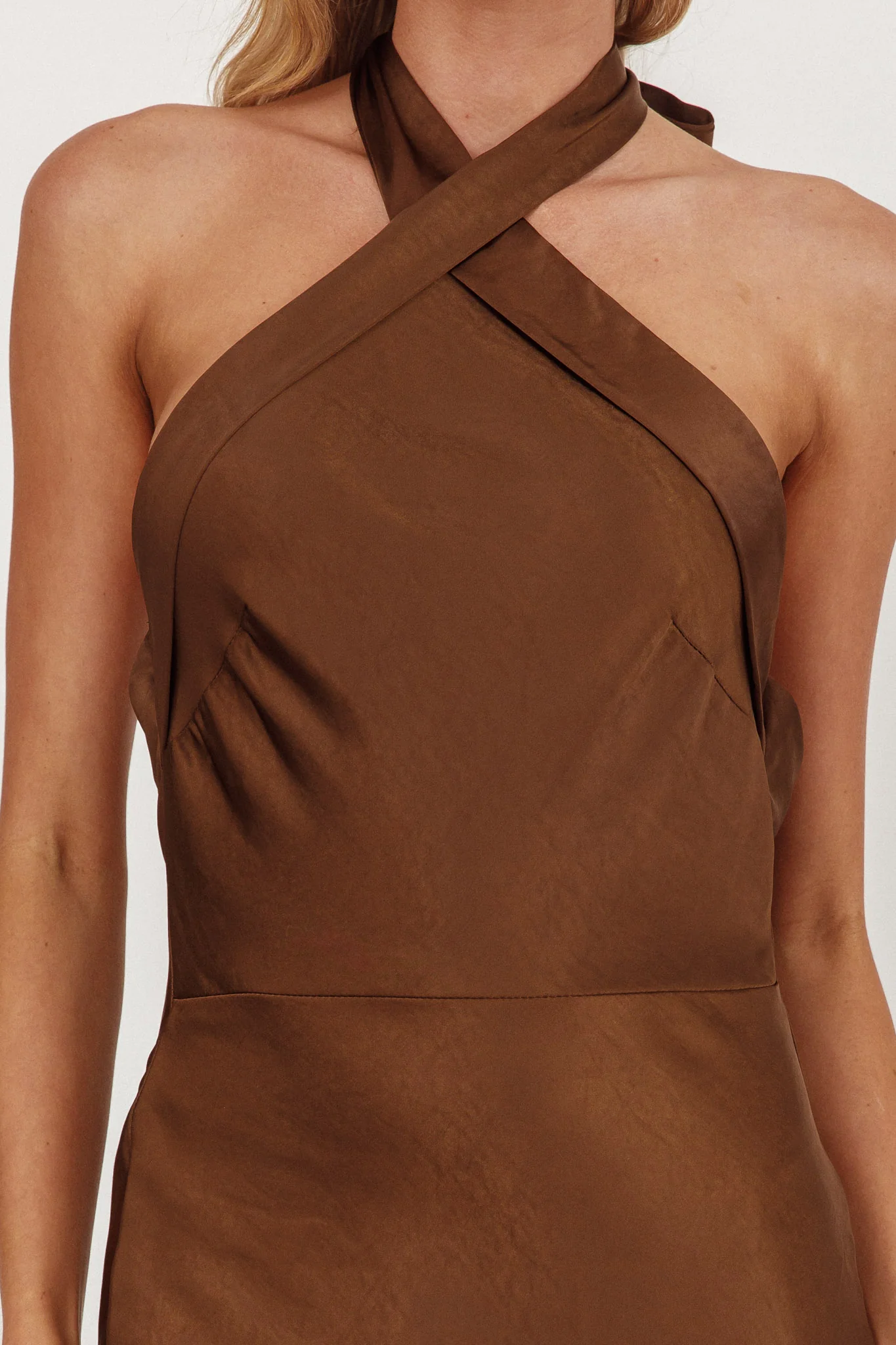 Italia Azure Crossover Halterneck Maxi Dress Chocolate - Image 4