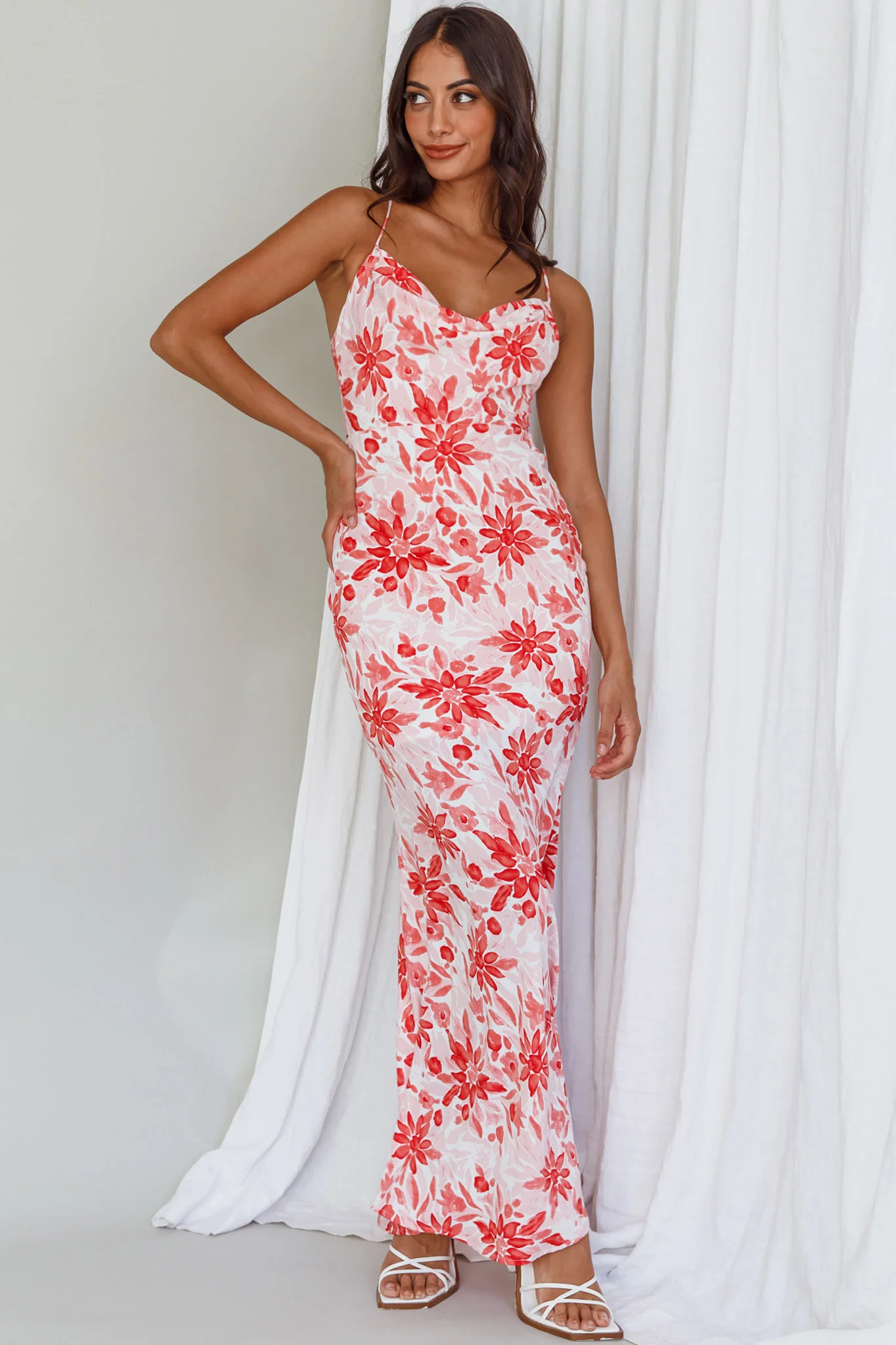 Janaina Tie-Up Back Maxi Dress Floral Red - Image 5