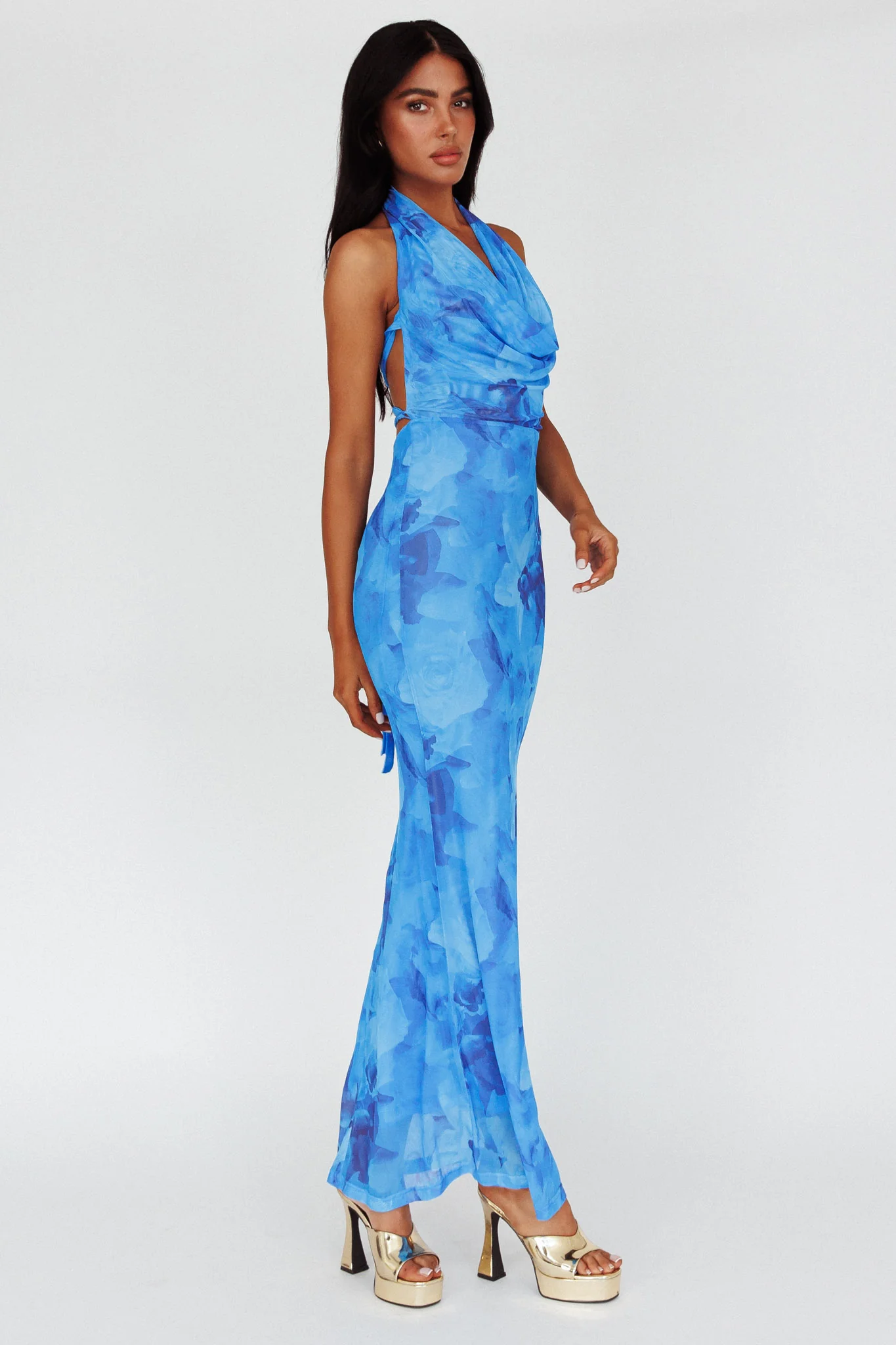 Janika Halterneck Maxi Dress Floral Blue - Image 5
