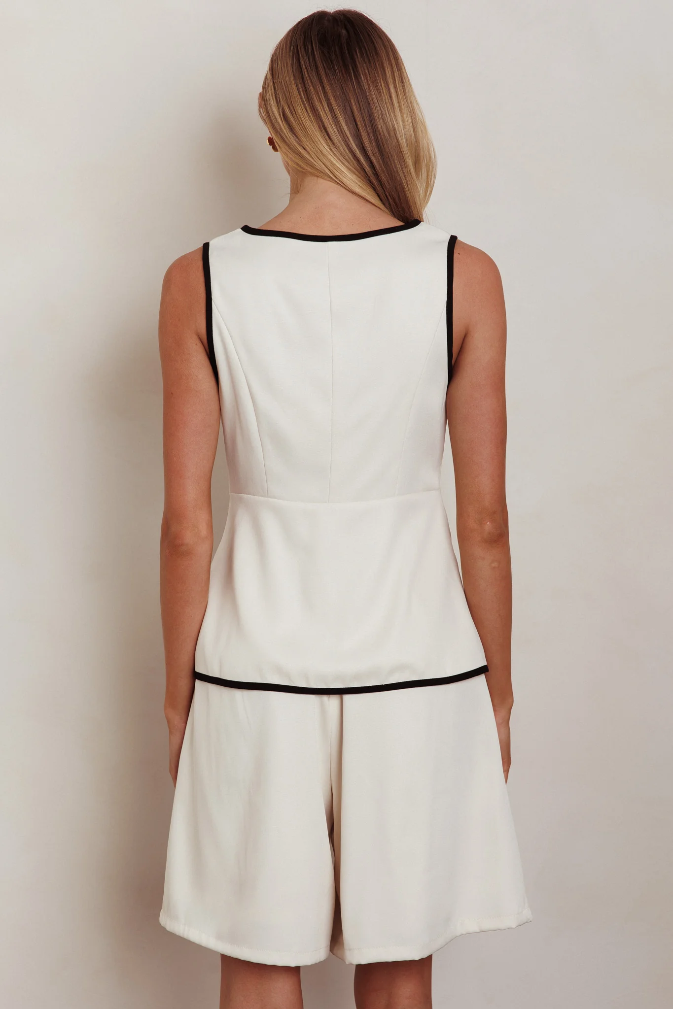 Janna Wide Leg Shorts Oat - Image 4