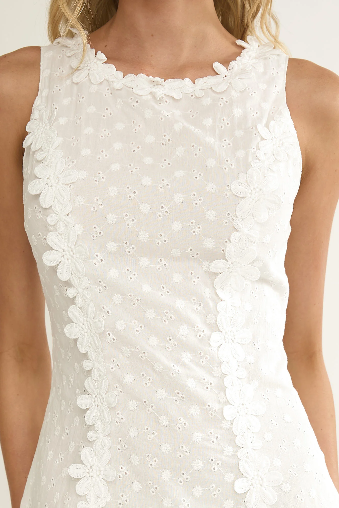 Jessamine Floral Applique Eyelet Mini Dress Off White - Image 2