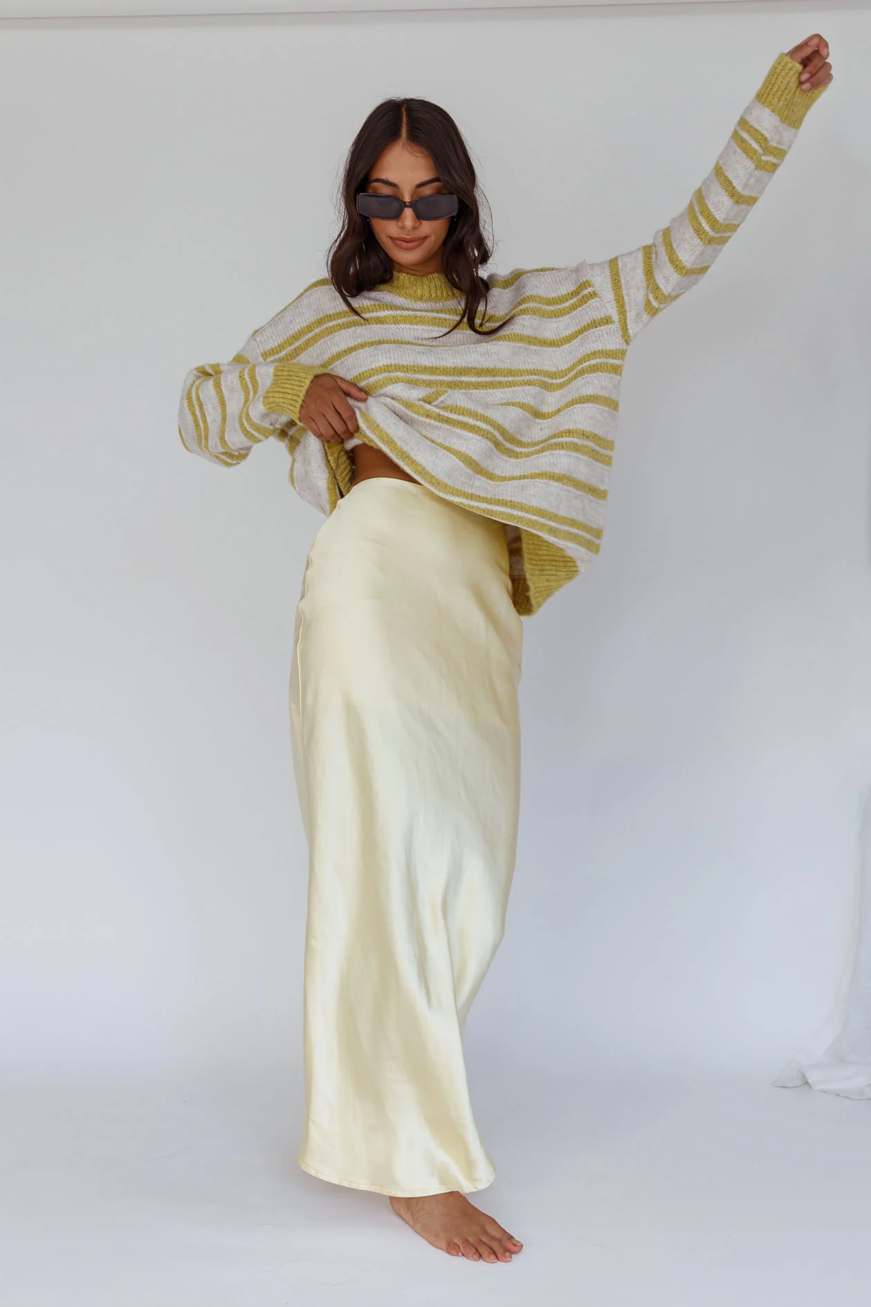 Jona Relaxed Knit Sweater Striped Beige - Image 7