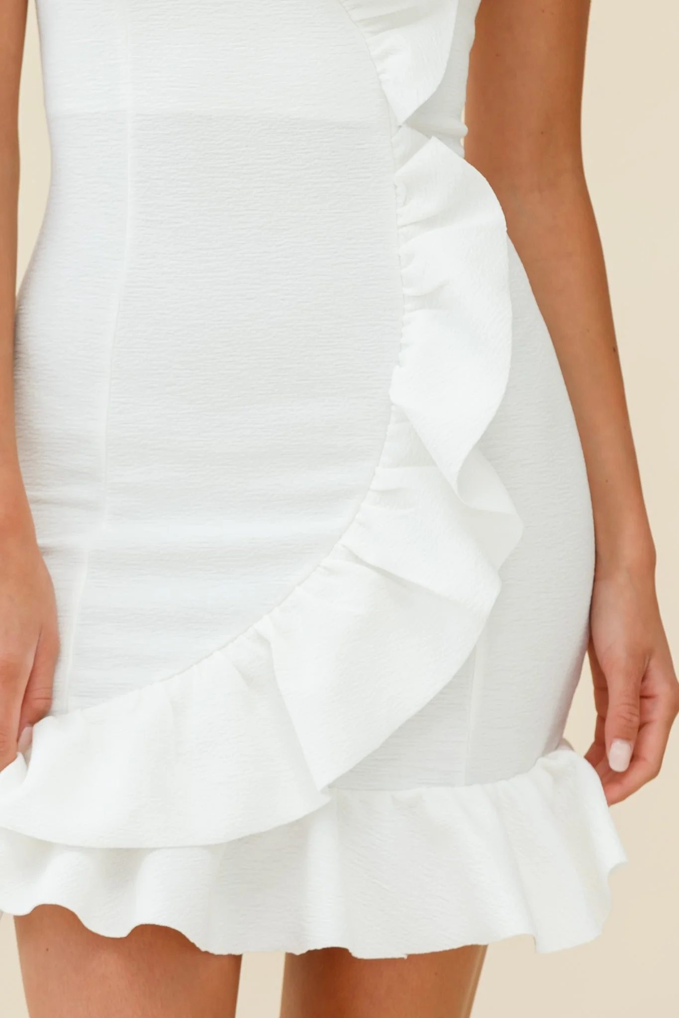Juanita Half Moon Ruffle Detail Bodycon Dress White - Image 4