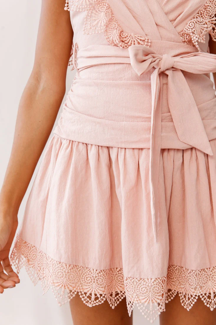 Juliet Gathered Detail Lace Trim Dress Blush - Image 4