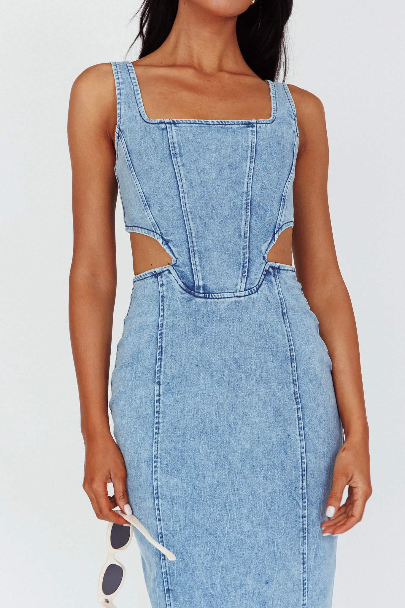 Kainani Cut-Out Waist Midi Dress Denim Blue - Image 4