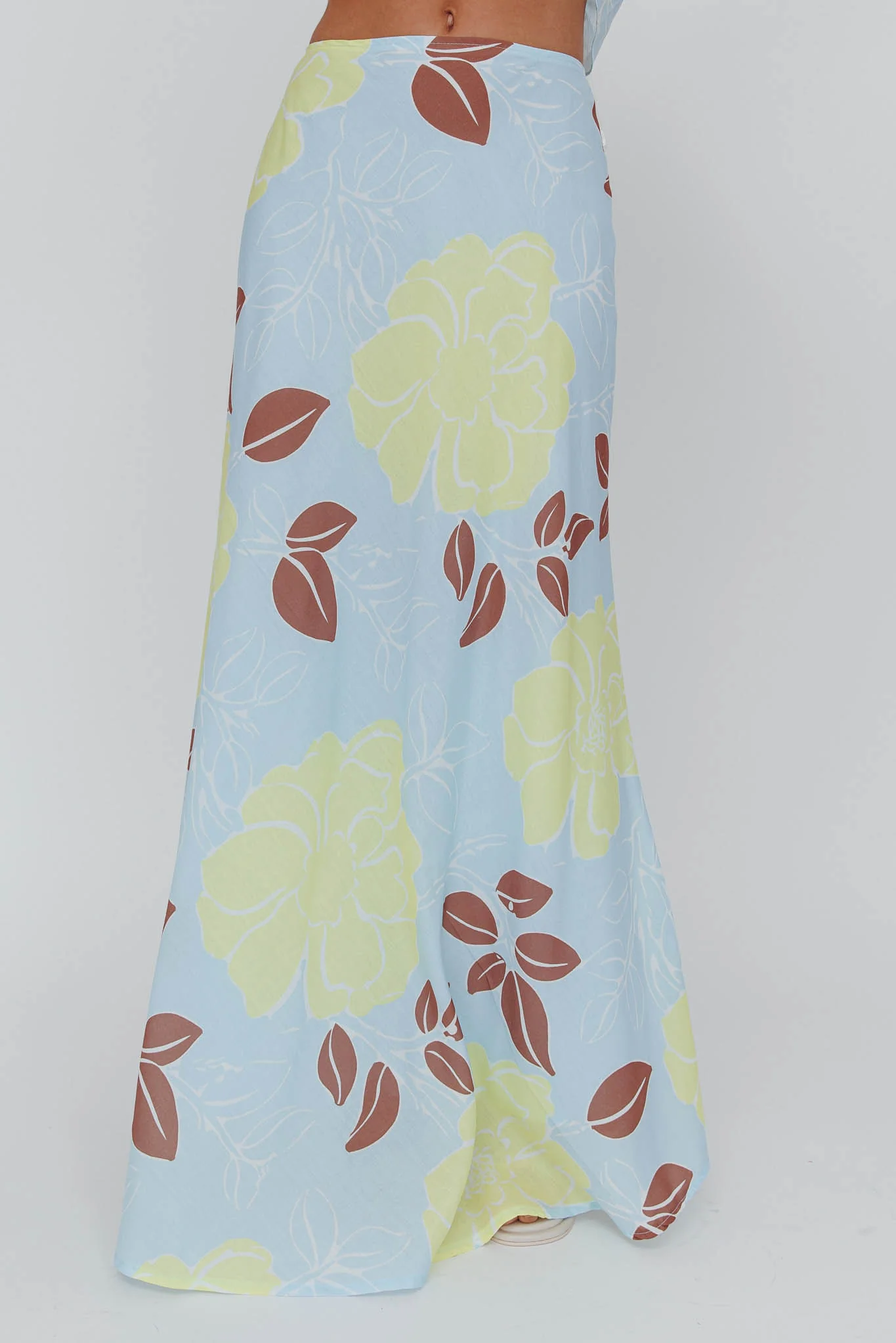 Kika Maxi Skirt Floral Blue - Image 4