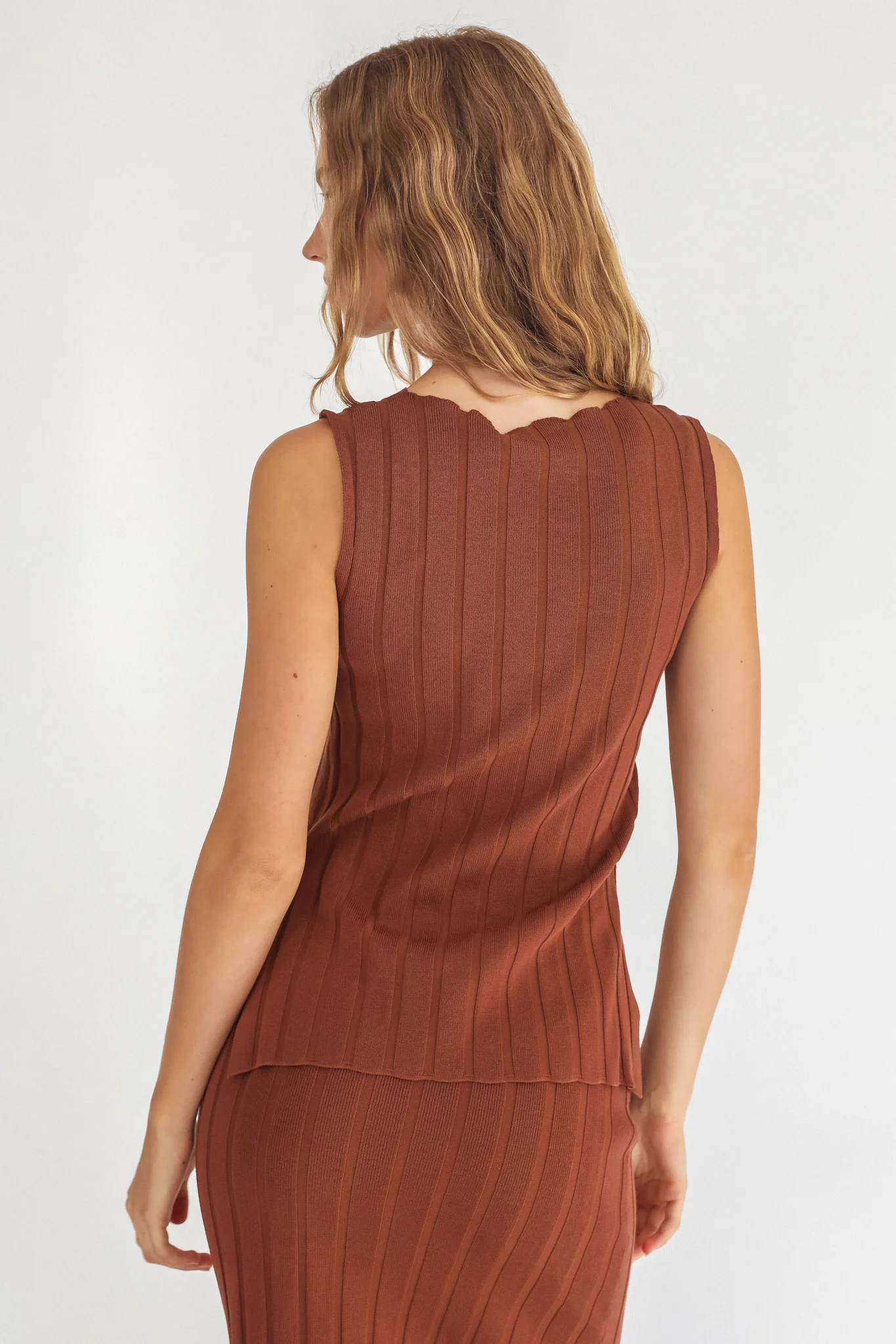 Kimora Sleeveless Knit Top Brown - Image 3