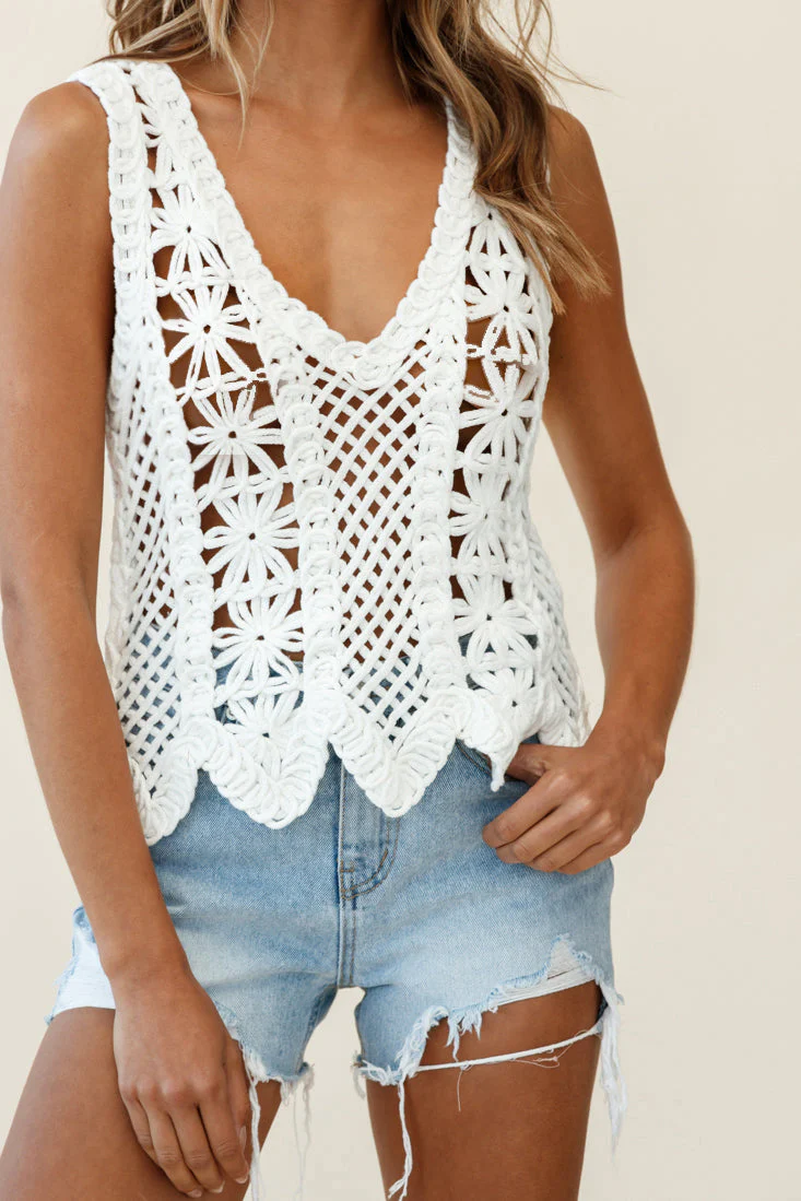 Kinsey Intricate Knit Sleeveless Top White - Image 4