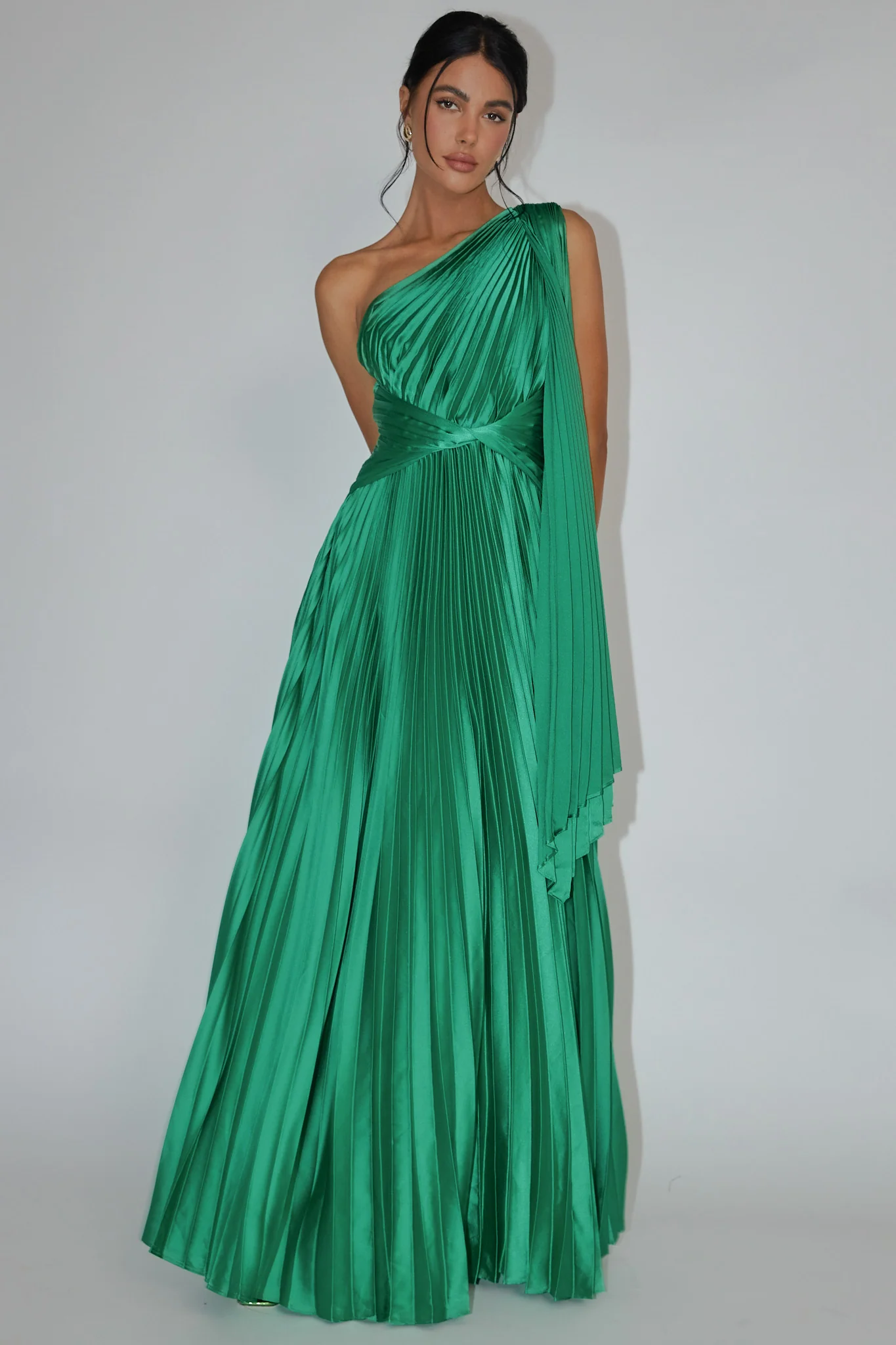 Laxmi Accordion Pleat Maxi Dress Kelly Green - Image 7