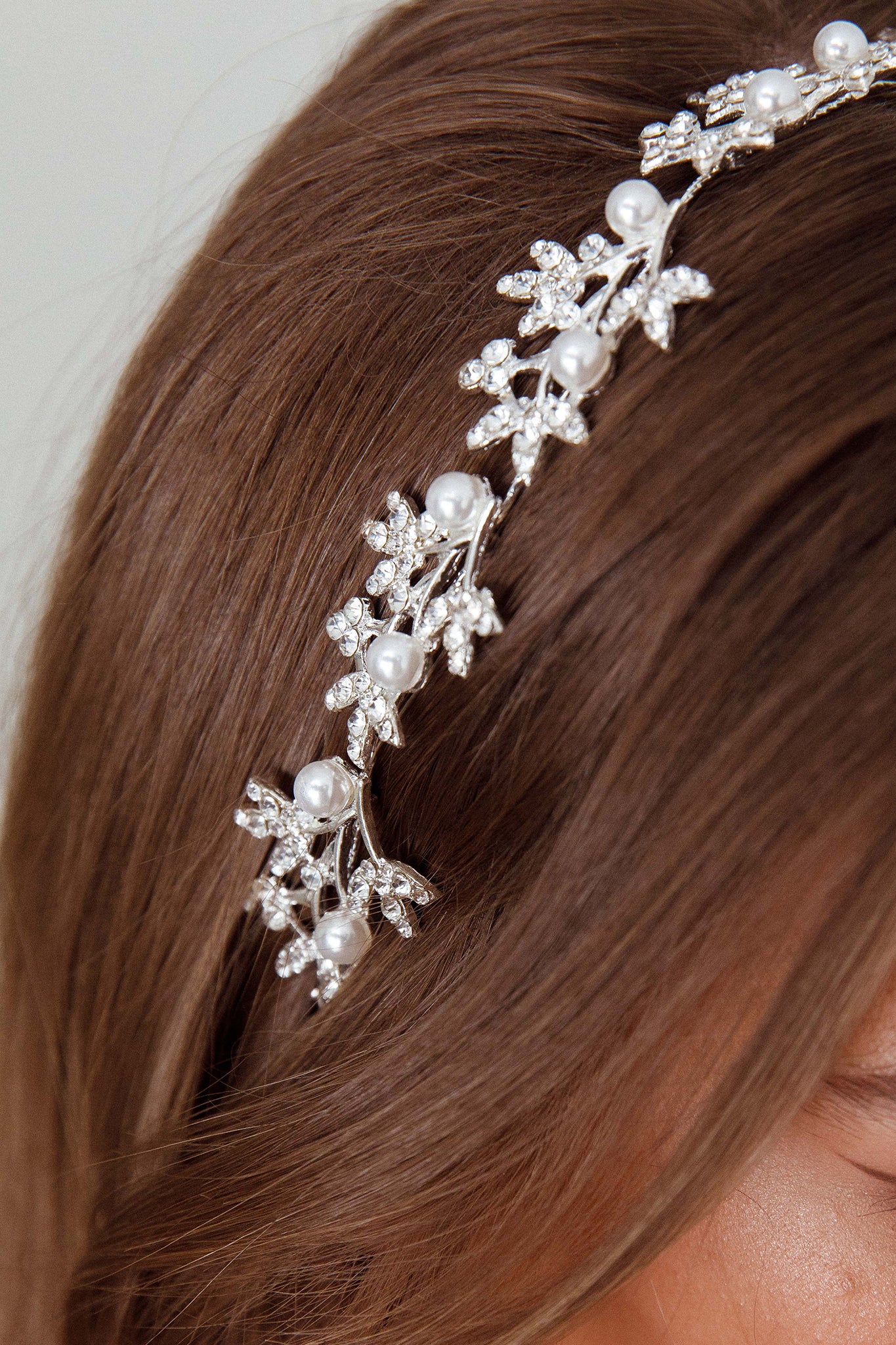 Leaves & Pearl Wire Headband Silver - Image 2