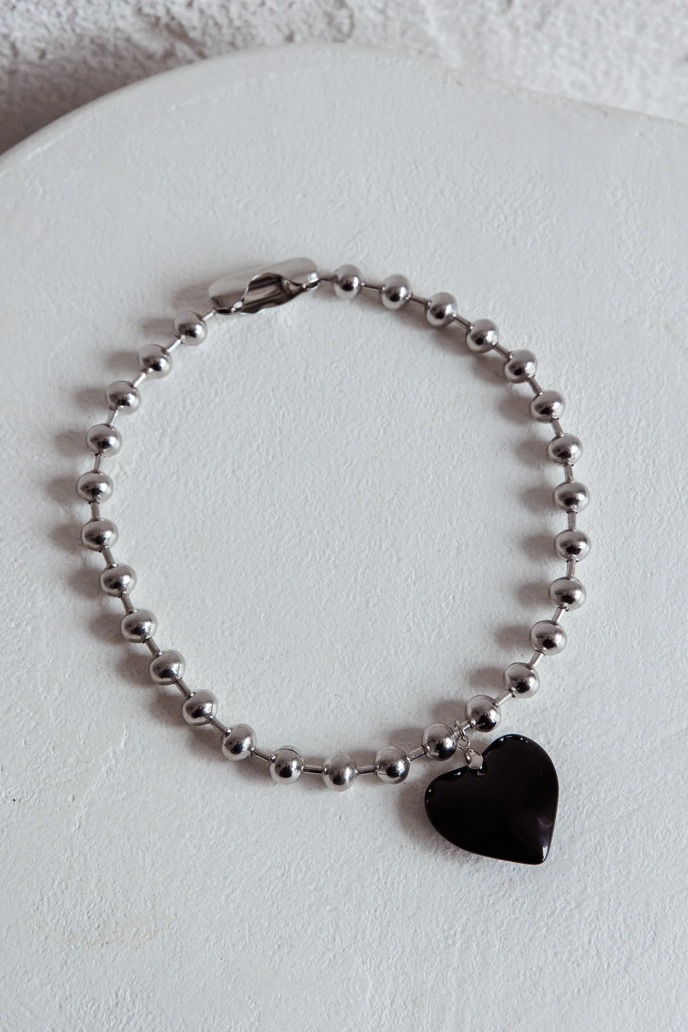 Lee Silver Bead Large Heart Necklace Black - Image 2