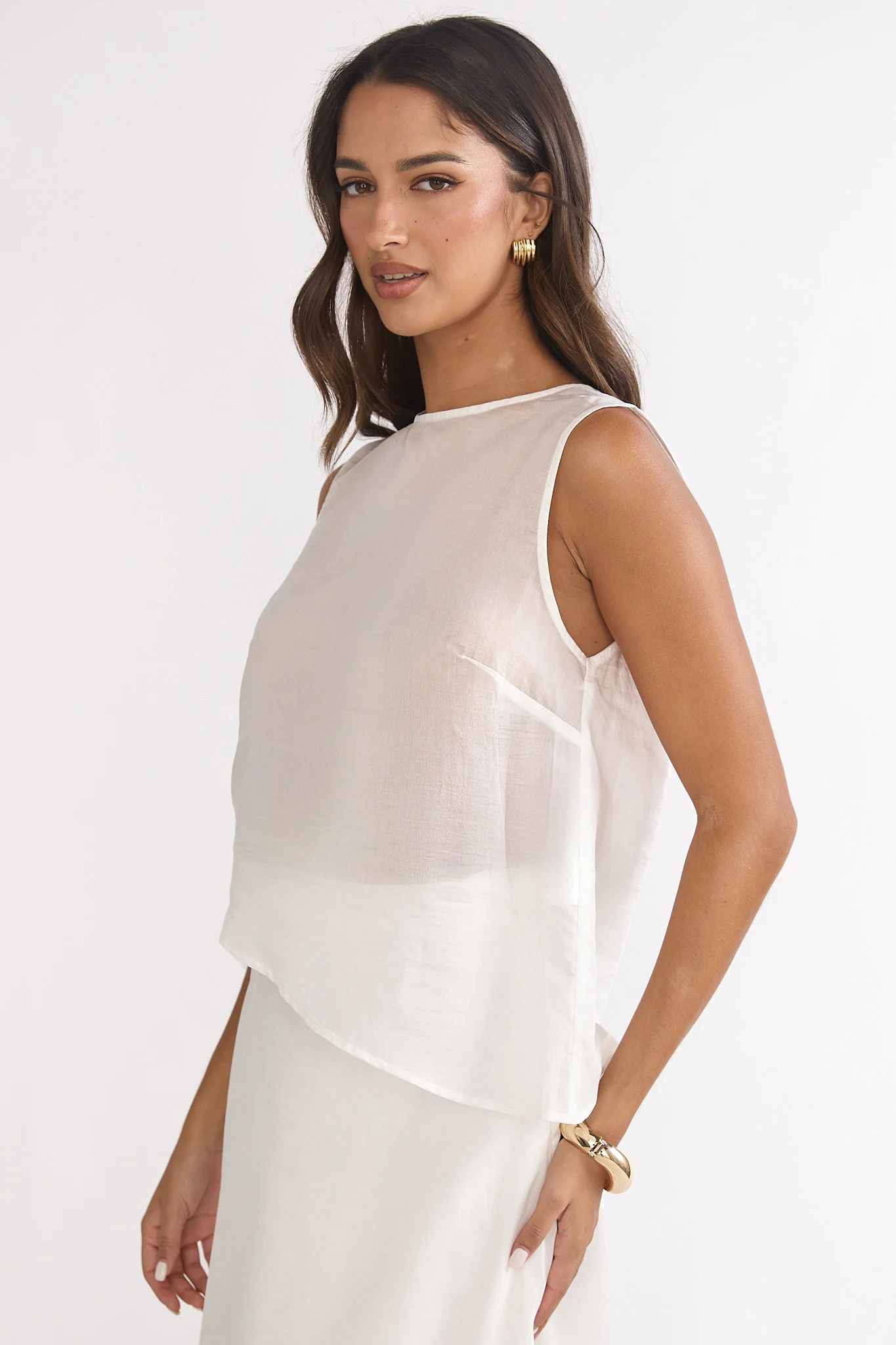 Lemora Asymmetric Hem Top White - Image 6