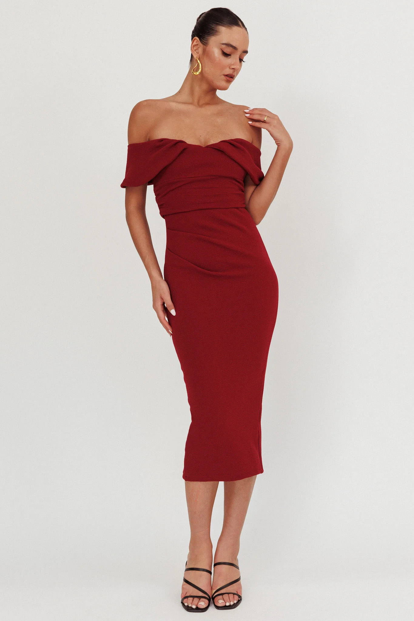 Lillianne Off-Shoulder Midi Dress Wine - Image 5