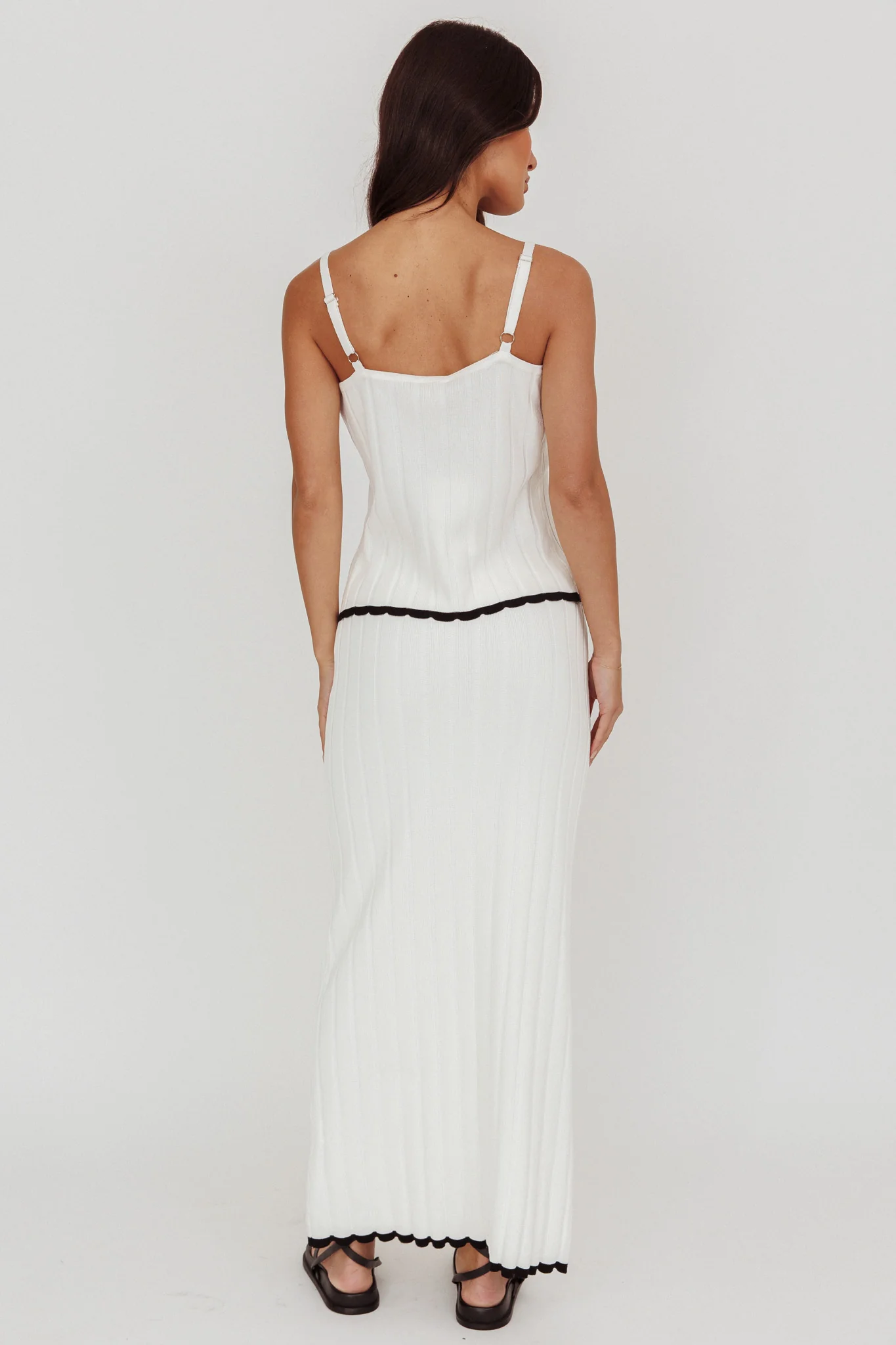 Liloh Contrast Trim Ribbed Maxi Skirt White - Image 3