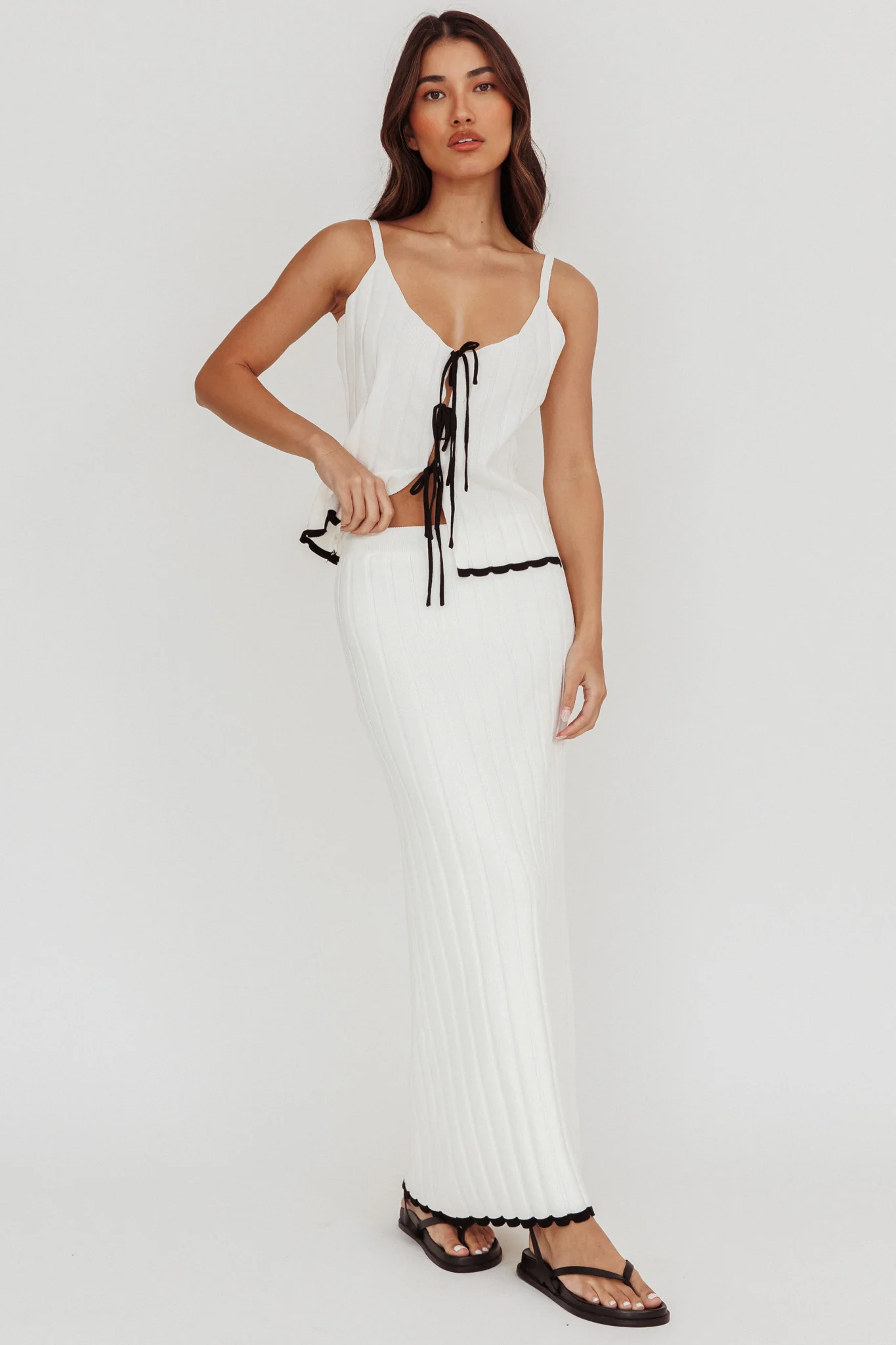 Liloh Tied Front Ribbed Cami Top White - Image 4
