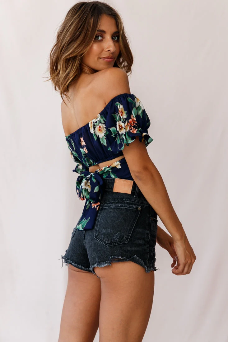 Linka Off-Shoulder Tie-Back Crop Top Floral Print Navy - Image 3