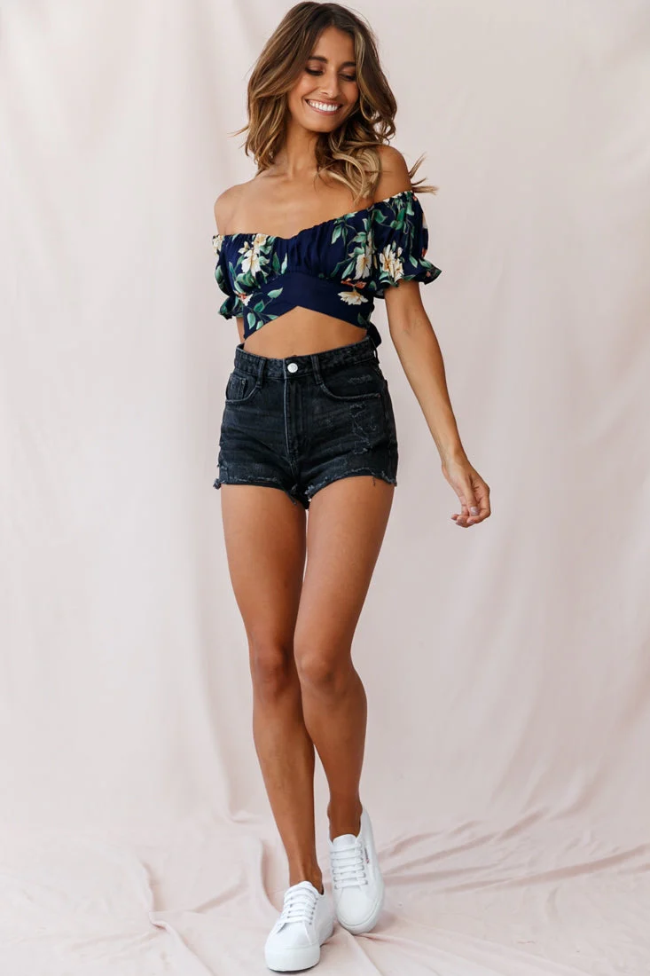 Linka Off-Shoulder Tie-Back Crop Top Floral Print Navy - Image 5
