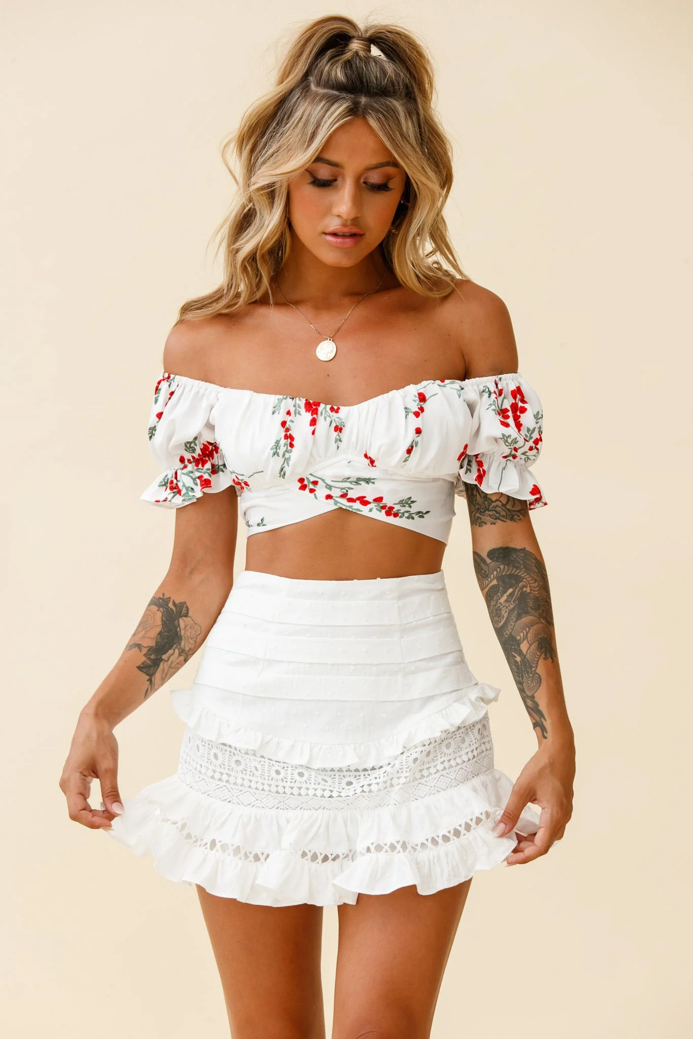 Linka Off-Shoulder Tie-Back Crop Top Red Floral Print White - Image 7