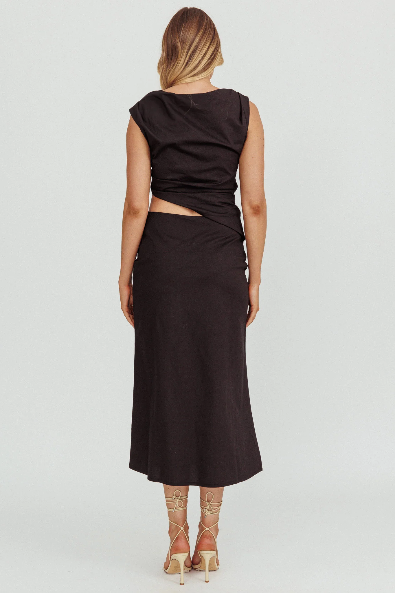 Lorely Boat Neck Cut Out Midi Dress Black - Image 2