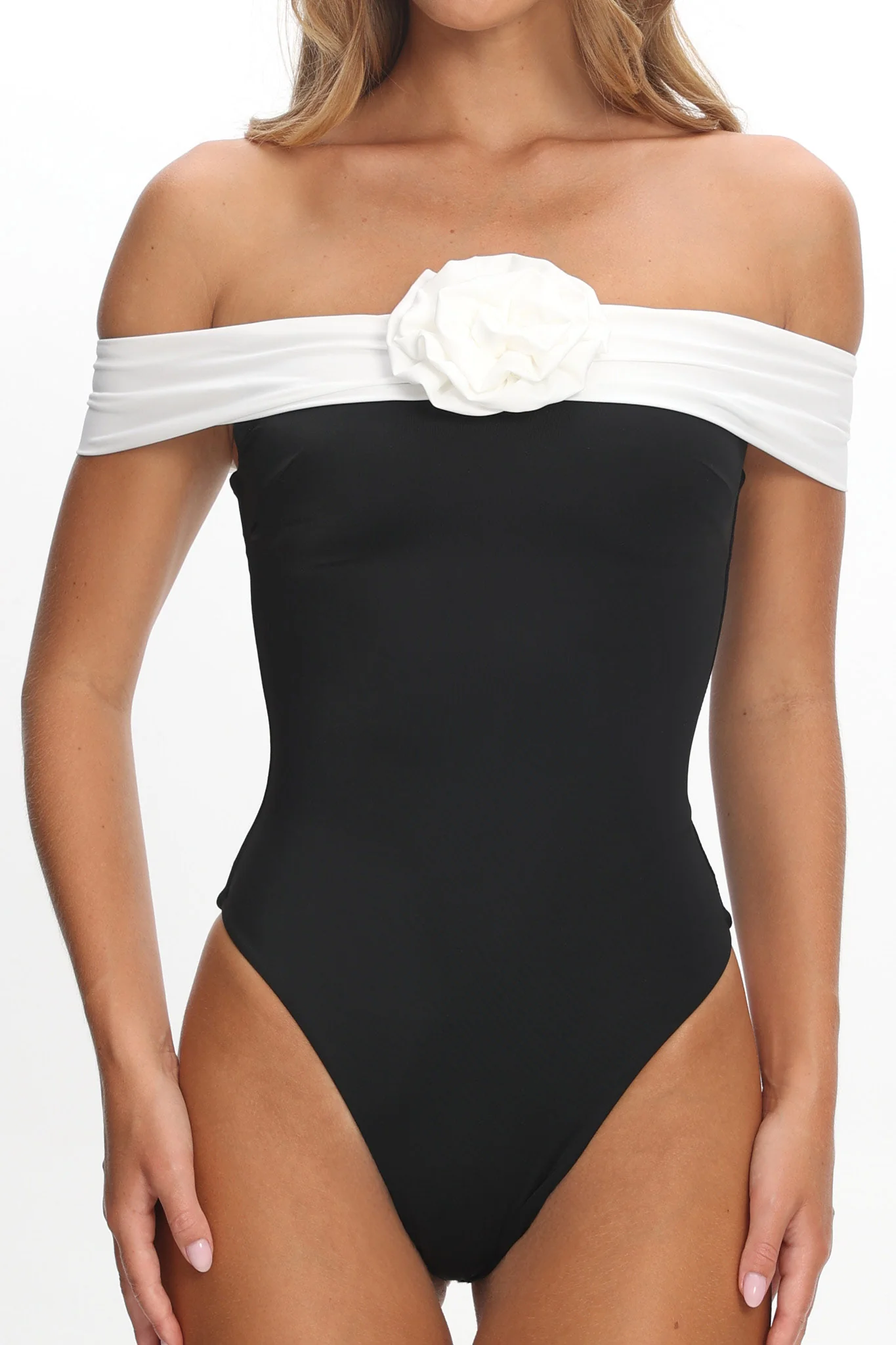 Lorona Off-Shoulder One-Piece Black/Ivory - Image 4