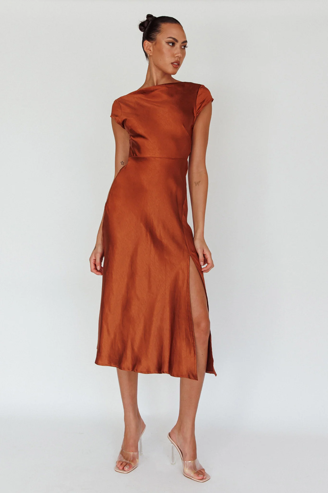 Lucinda Twist Back Midi Dress Brown - Image 5