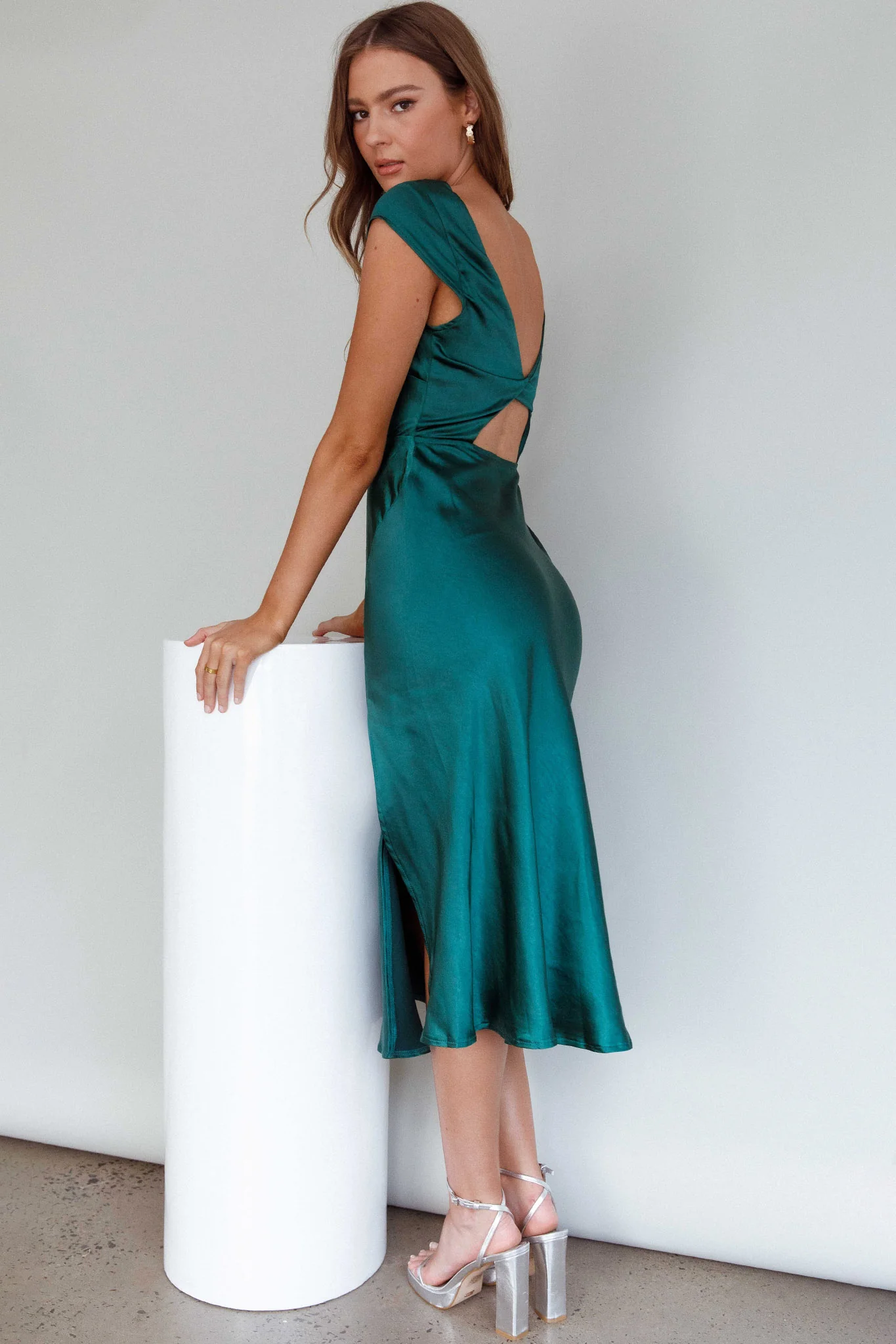 Lucinda Twist Back Midi Dress Jade - Image 9