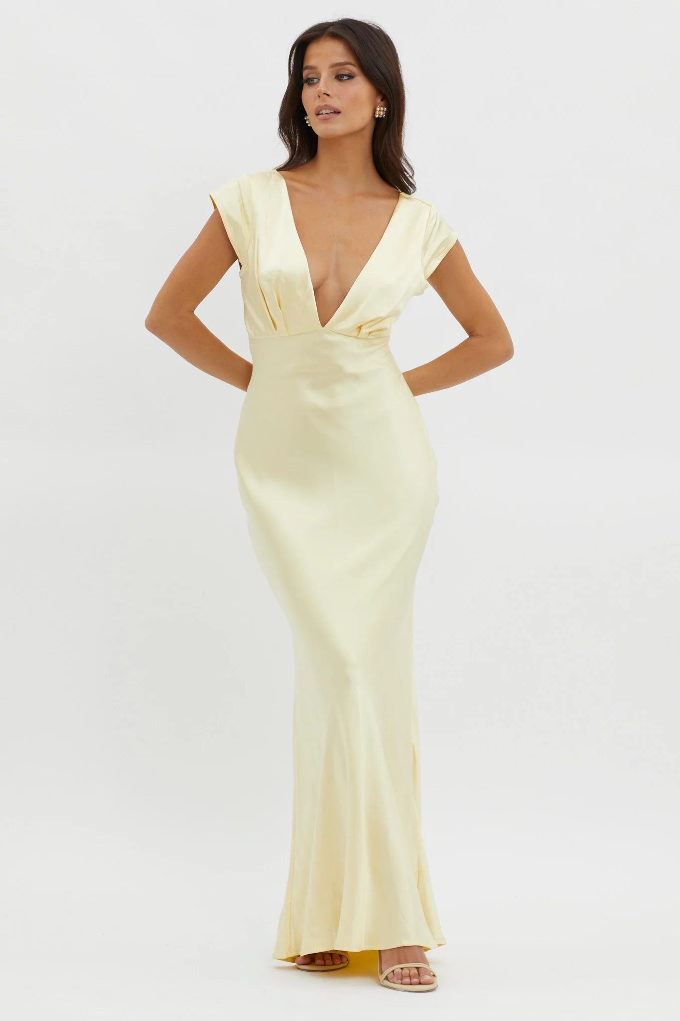 Lucinda V-Neck Twist Back Midi Dress Yellow - Image 5