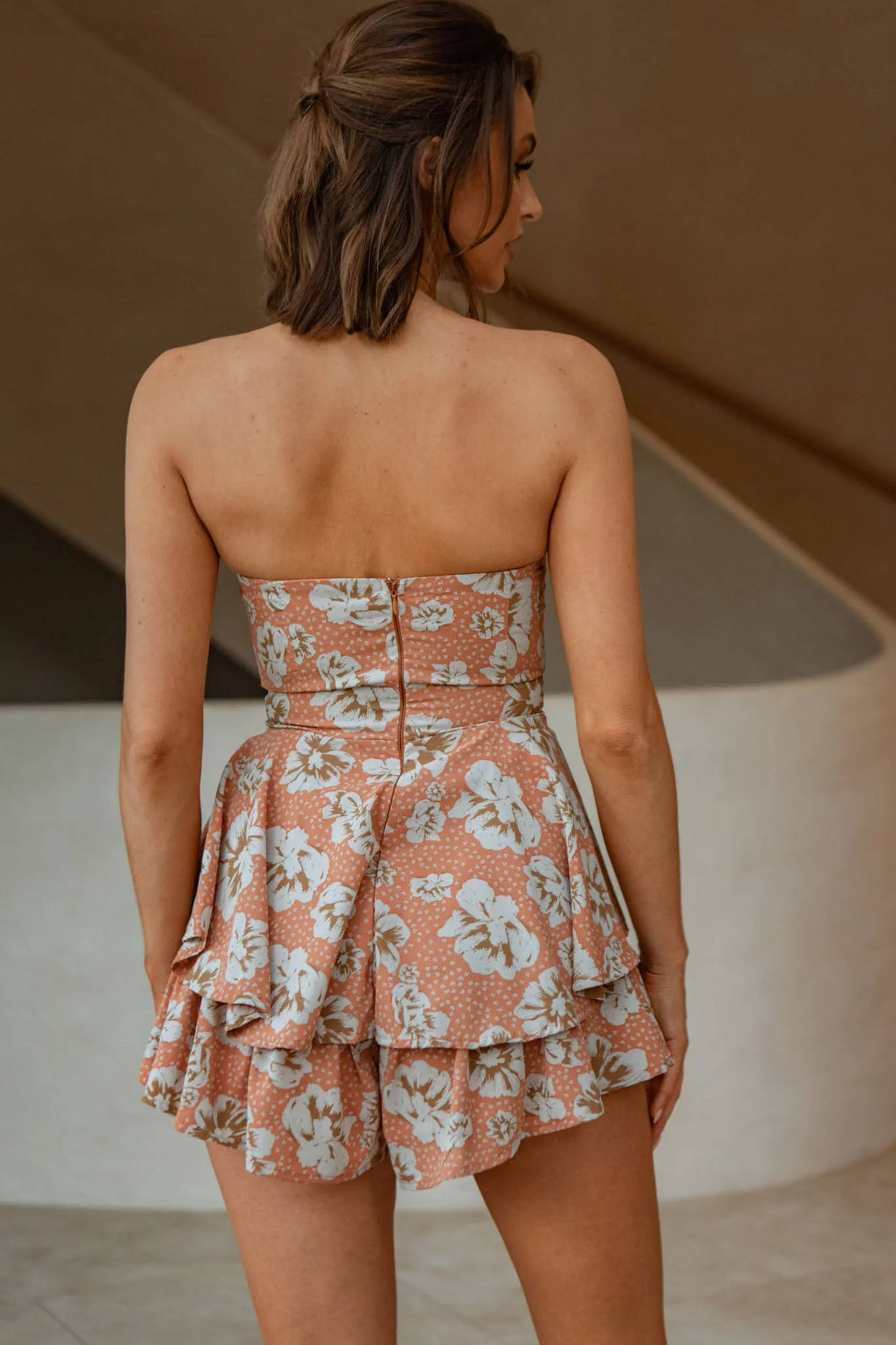 Maddox Fit & Flare Bandeau Romper Flower Print Rust - Image 2