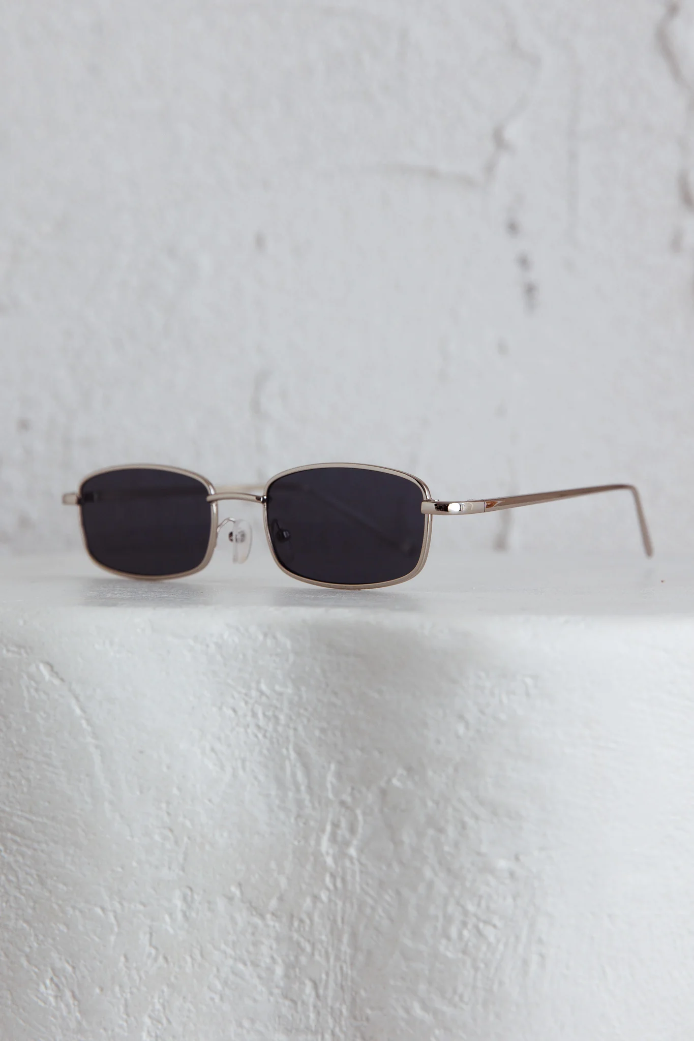 Mae Rectangle Sunglasses Black - Image 4