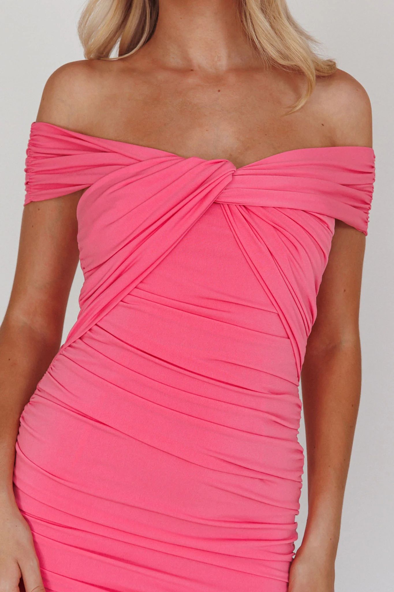Maja Off-Shoulder Midi Dress Pink - Image 4