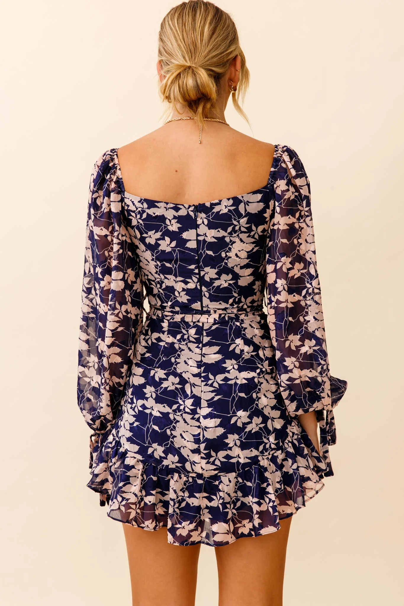 Make Memories Balloon Sleeve Molded Bust Dress Leaf Print Navy - Image 5